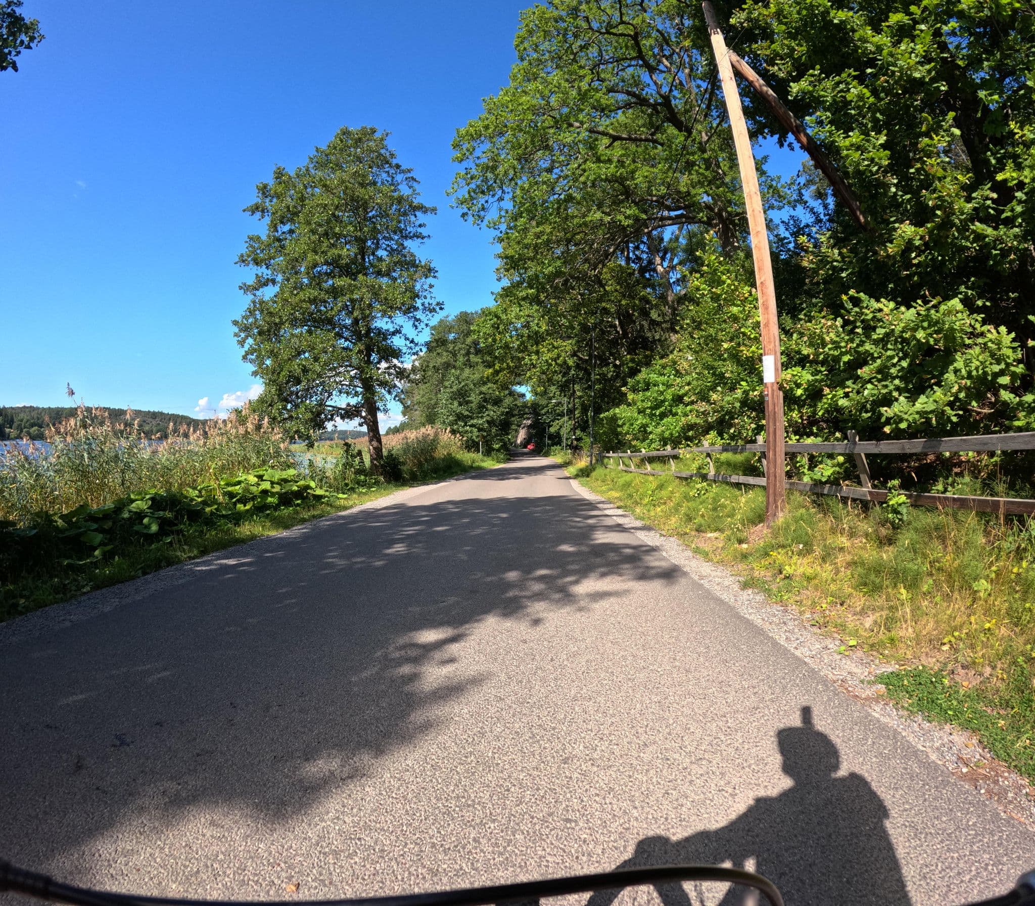 Street view near Öland's Camping & Resort Mörbylånga, Tullinge — © bruno360 (CC BY-SA · Mapillary)