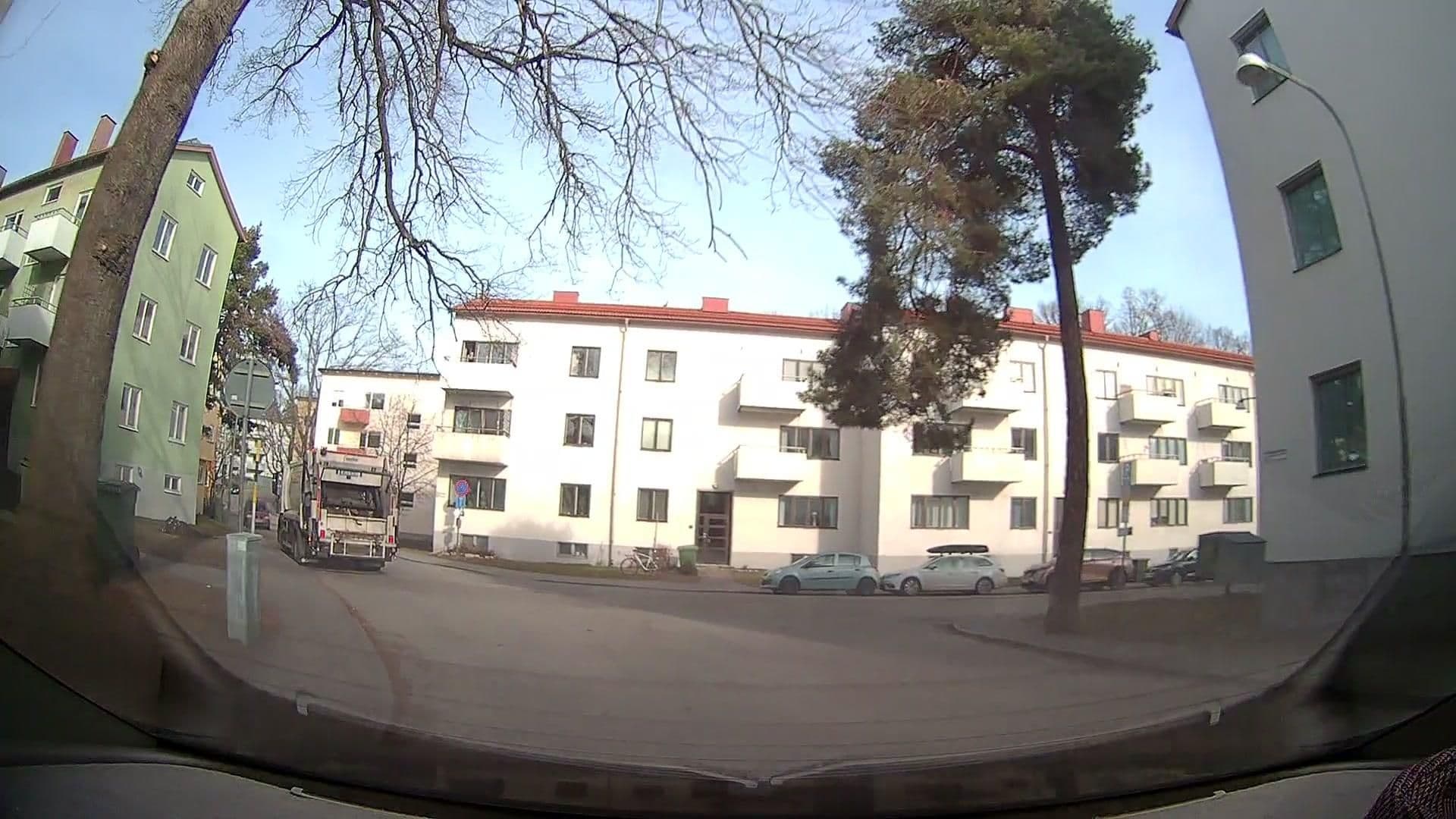 Street view near Stockholm Checkin Apartment Alvik, Bromma — © bruno360 (CC BY-SA · Mapillary)