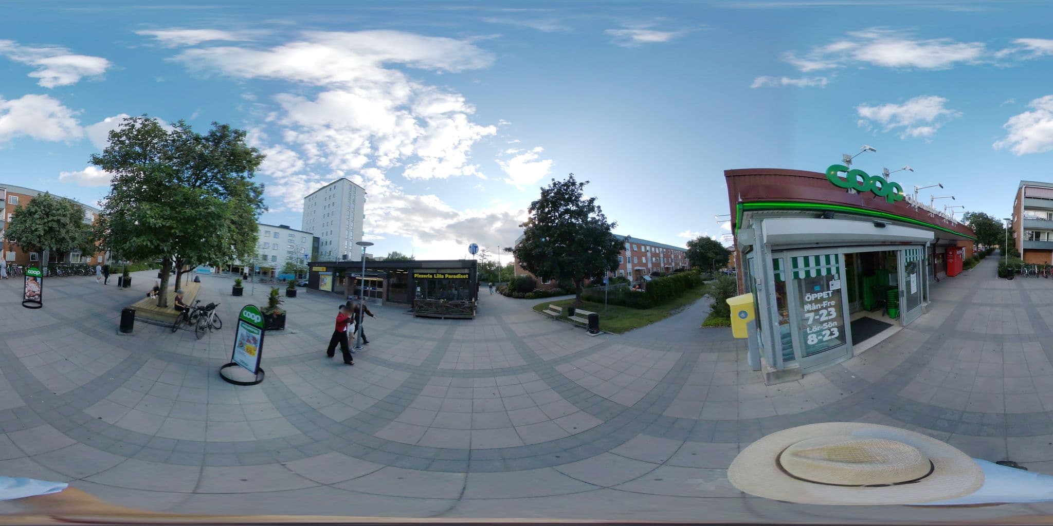 Street view near Reko Retreat Sweden, Årsta — © bruno360 (CC BY-SA · Mapillary)