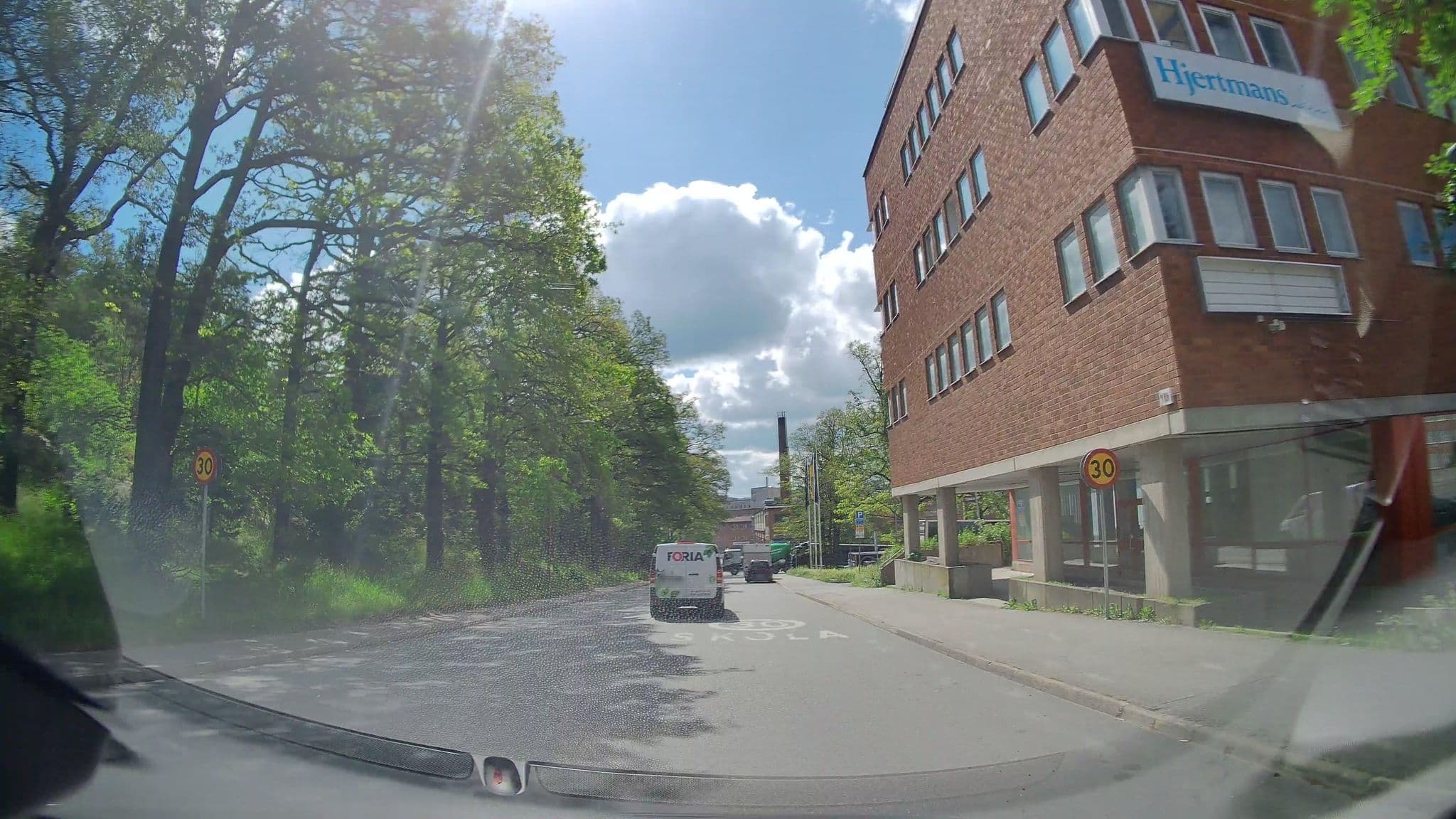 Street view near Hostel 24-7, Sundbyberg — © bruno360 (CC BY-SA · Mapillary)