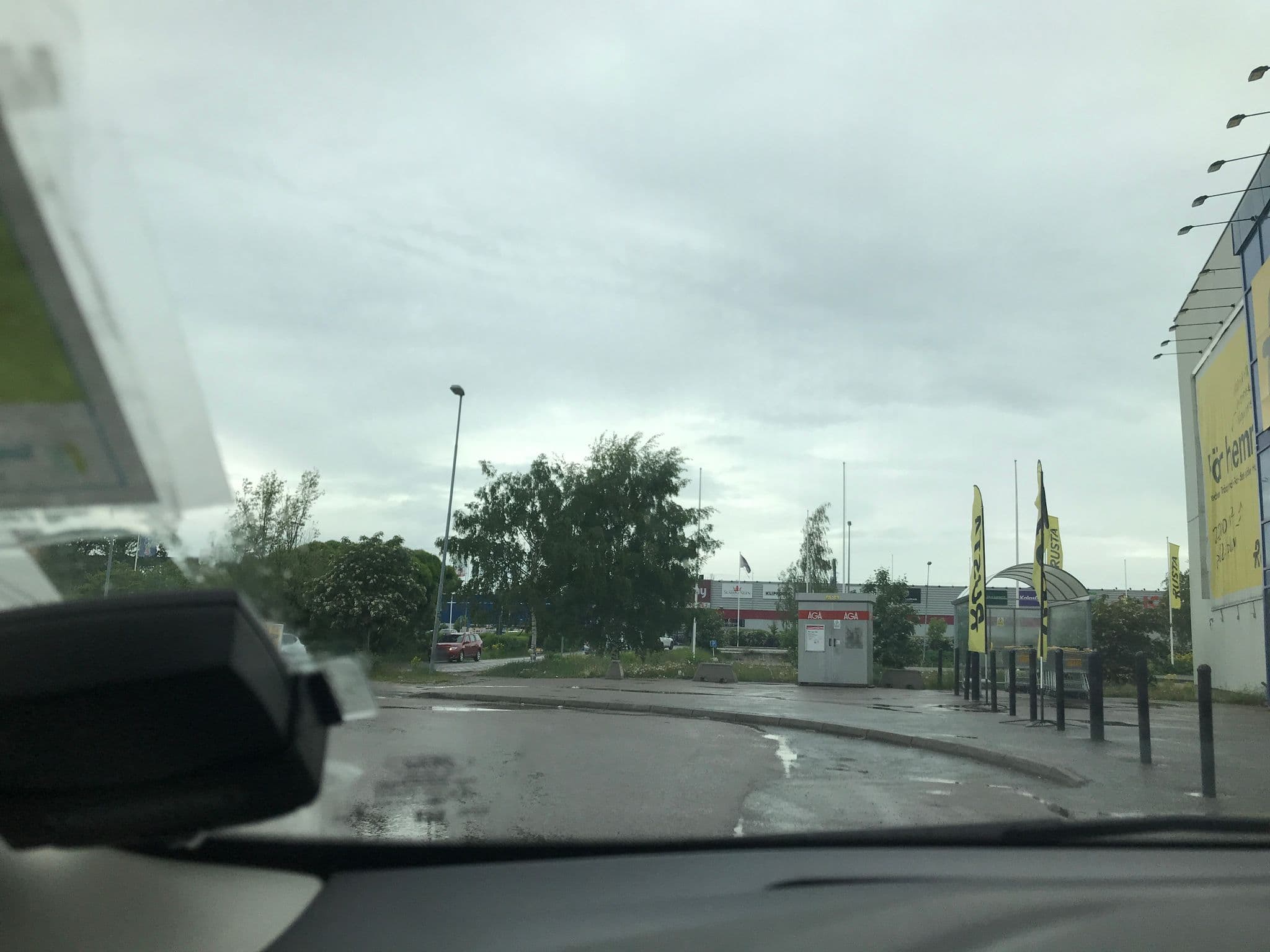 Street view near Amerikana Fast Food, Segeltorp — © bjorna (CC BY-SA · Mapillary)
