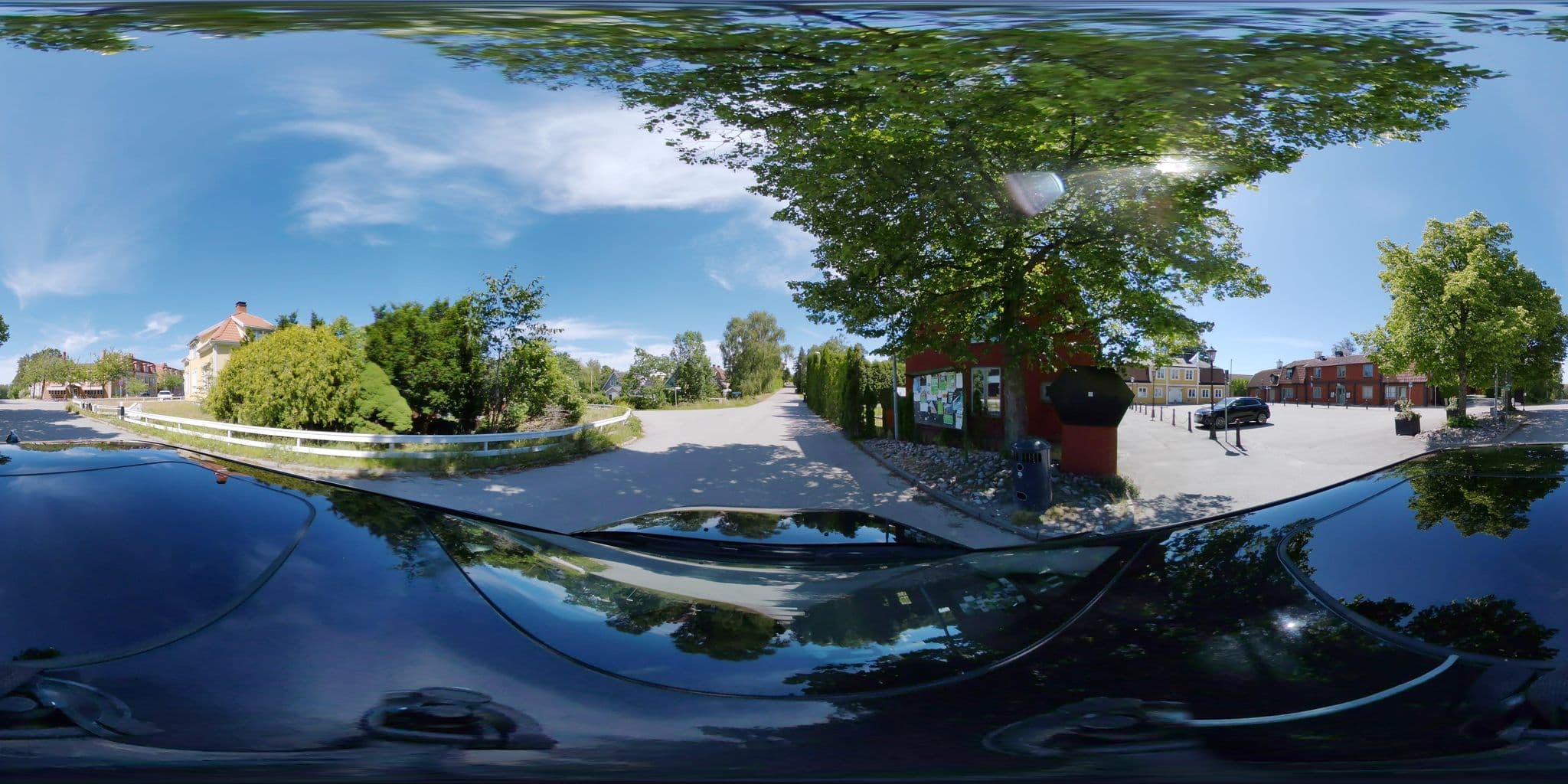 Street view near Wärdshuset Lasse Maja, Tensta — © bruno360 (CC BY-SA · Mapillary)