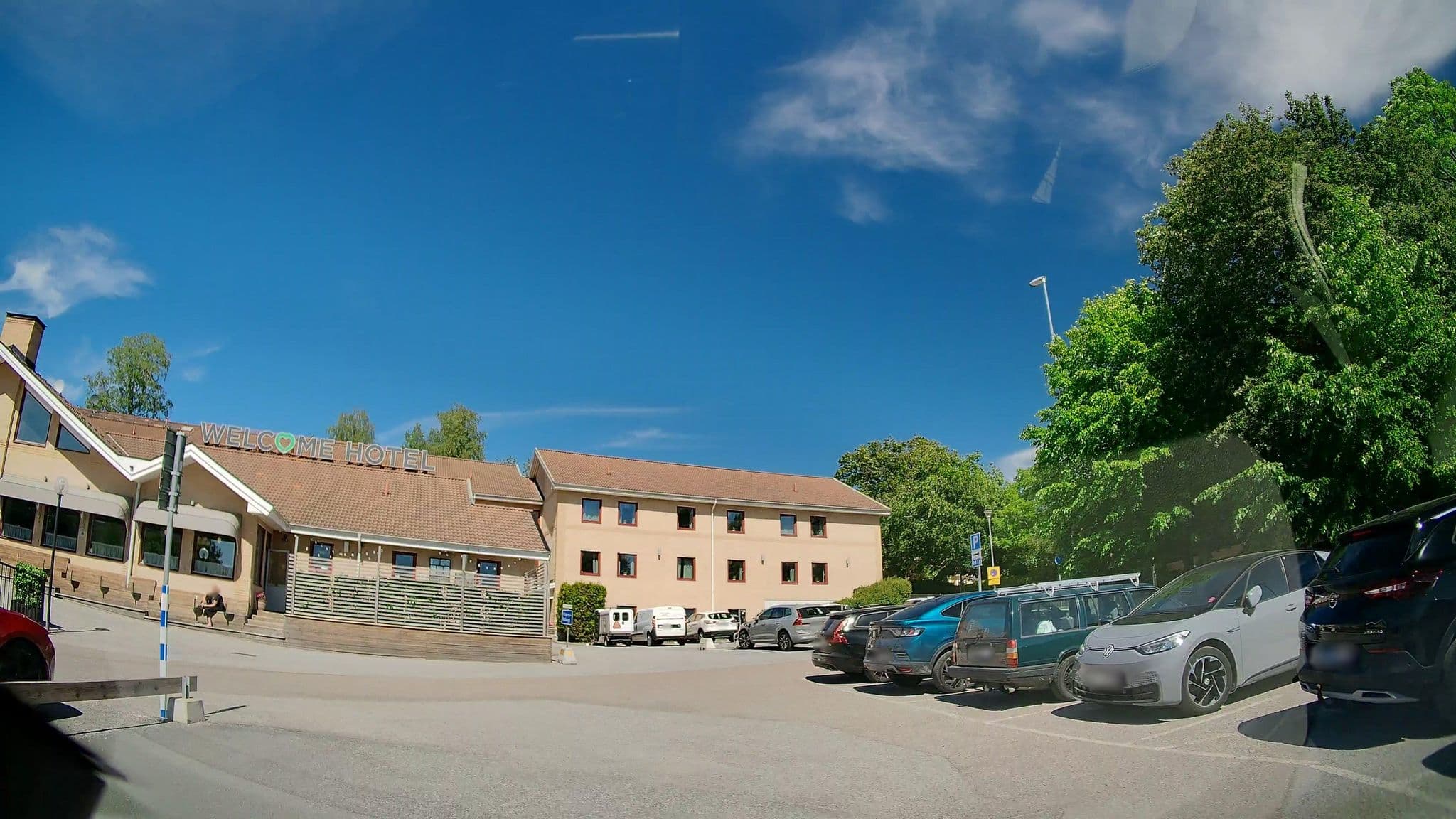 Street view near Welcome Hotel Järfälla, Tensta — © bruno360 (CC BY-SA · Mapillary)
