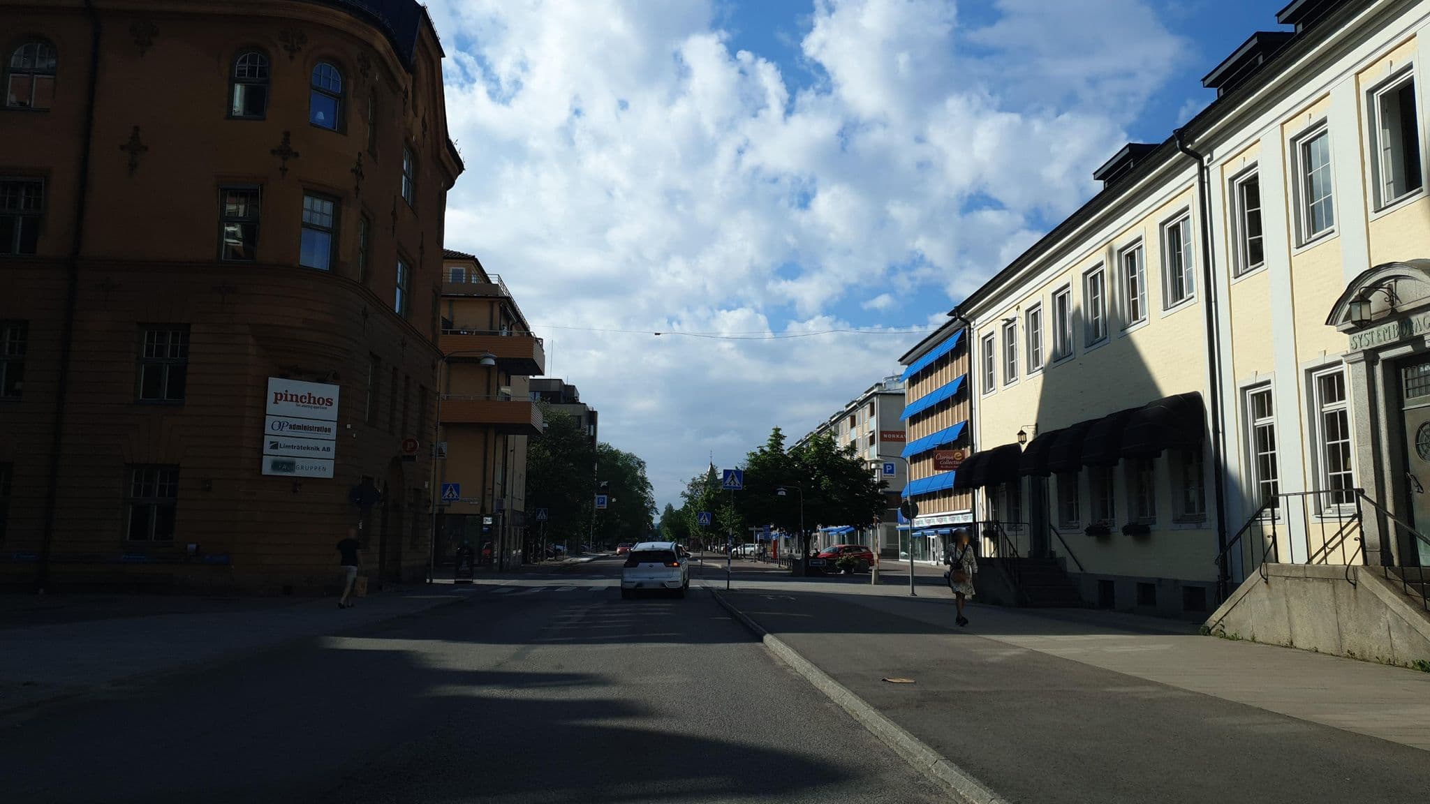 Street view near Clarion Collection Hotel Bergmästaren, Falun — © jopparn (CC BY-SA · Mapillary)