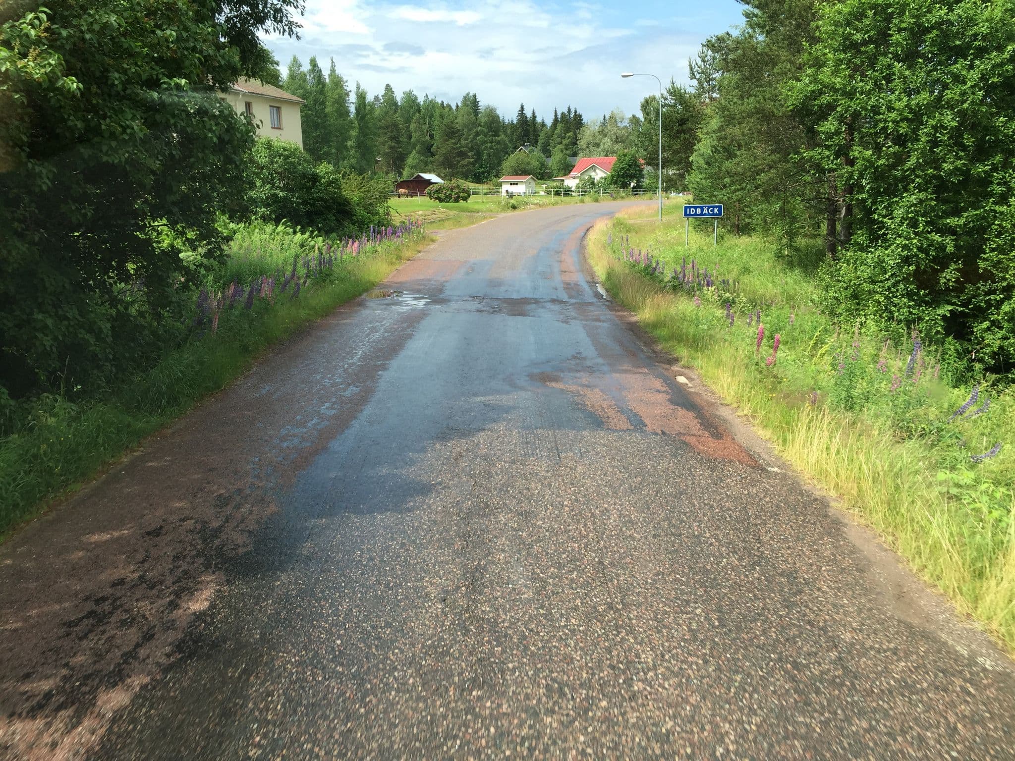 Street view near Vargheden Islandshästar Bed & Breakfast, Malung — © kingk (CC BY-SA · Mapillary)