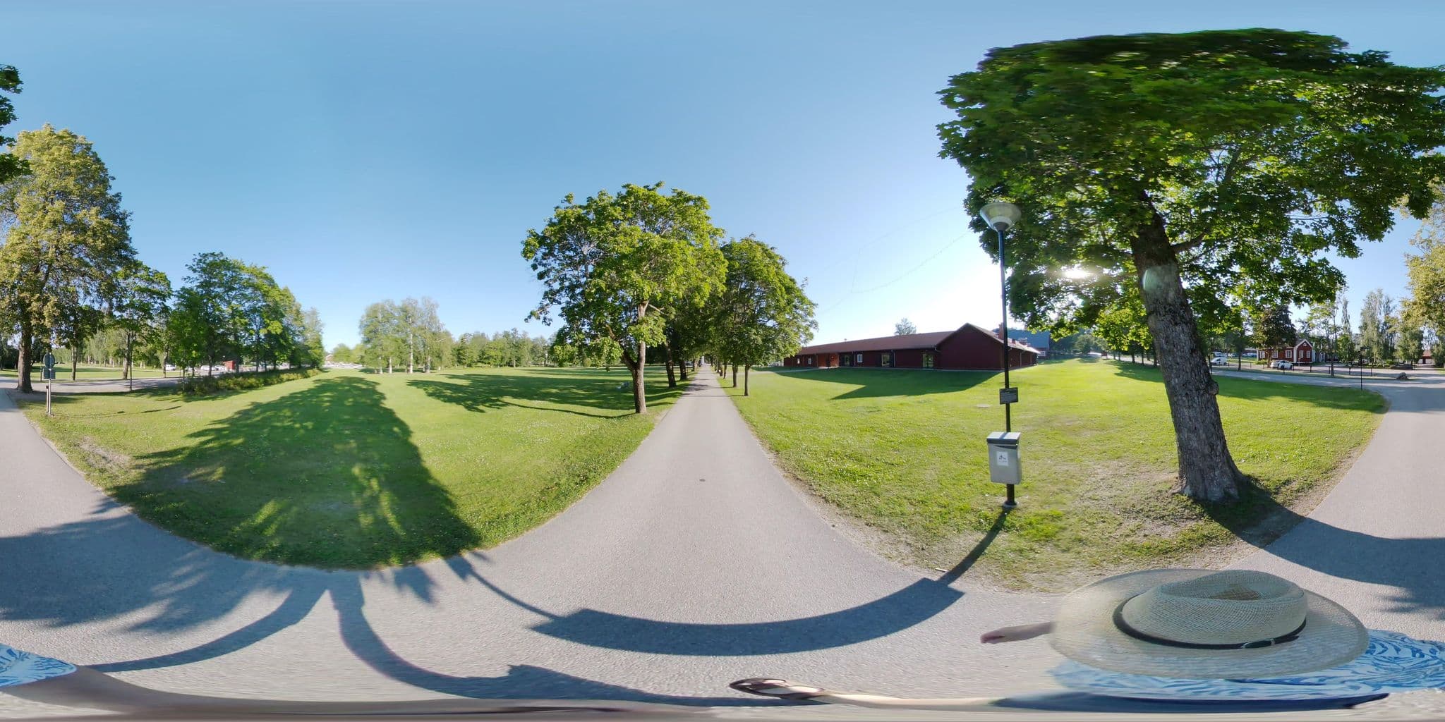 Street view near Högbo Brukshotell, Sandviken — © bruno360 (CC BY-SA · Mapillary)