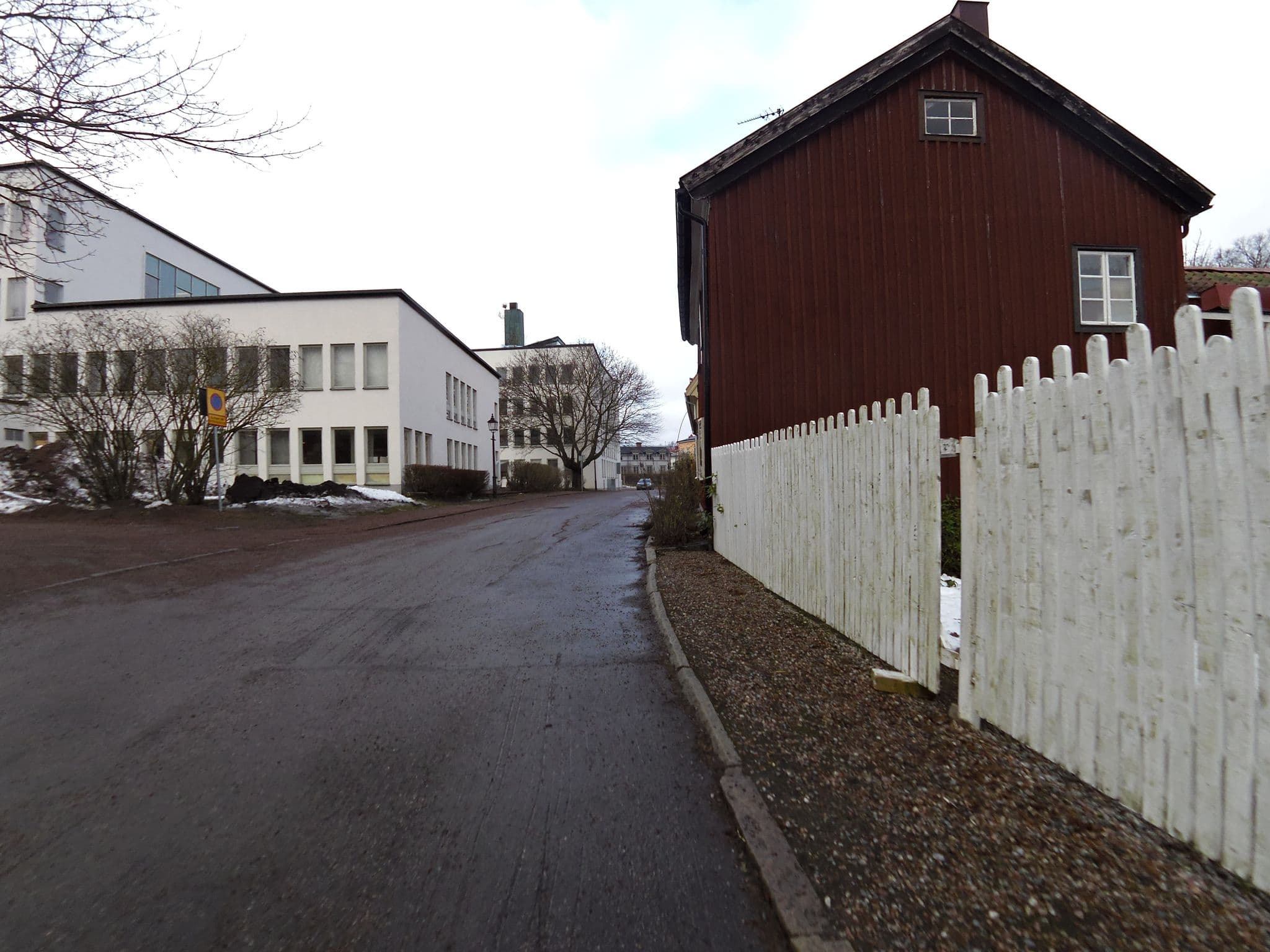 Street view near Röda Huset, Gävle — © thecyclist (CC BY-SA · Mapillary)