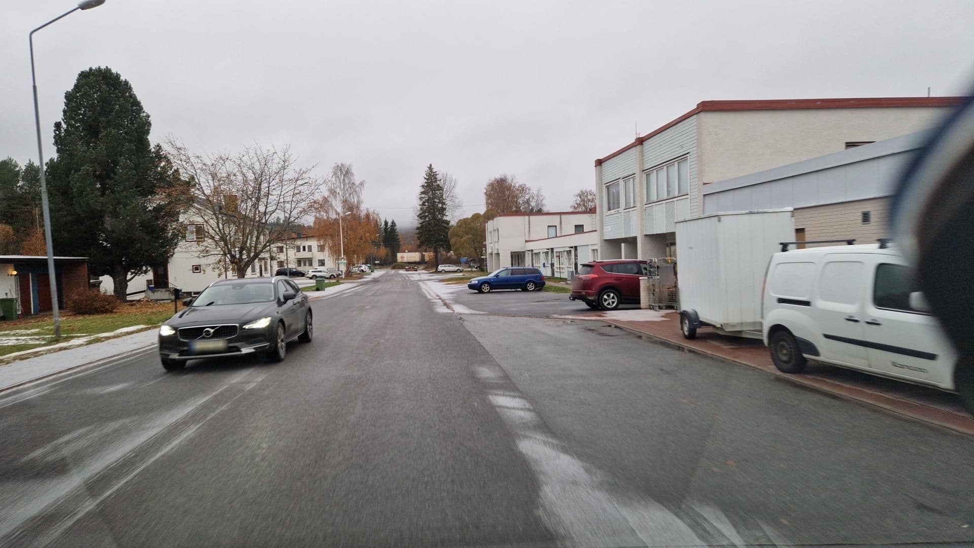 Street view near Hotell Östjemten, Hammarstrand — © roadroid (CC BY-SA · Mapillary)