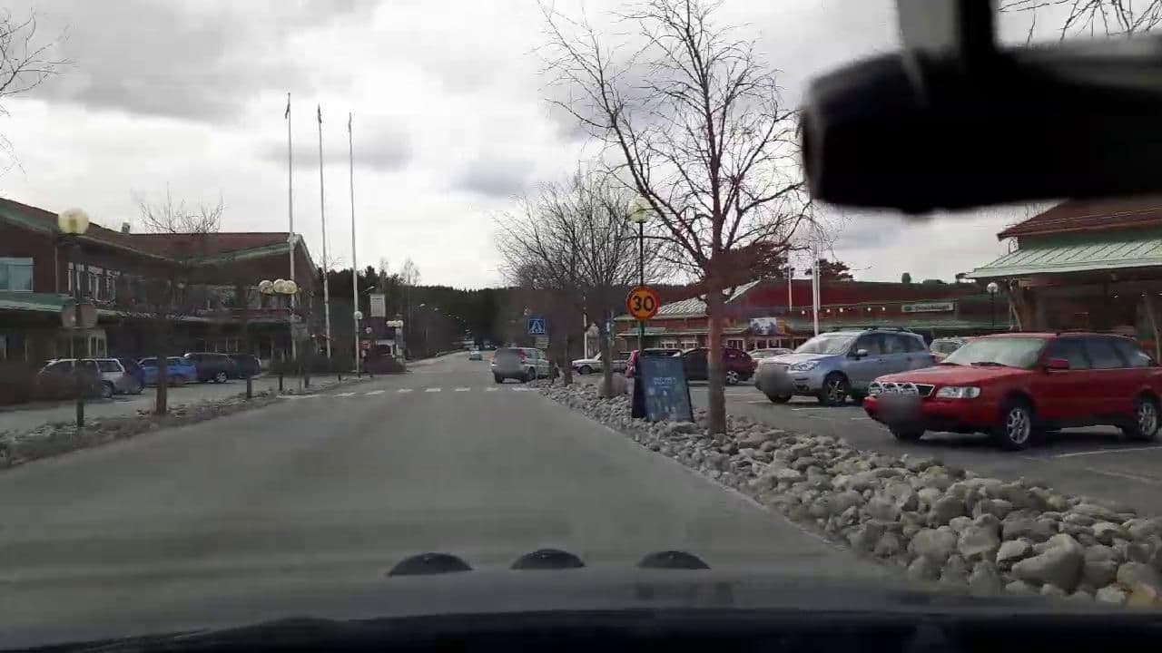 Street view near Hotell & Restaurang Sydjemten, Brunflo — © roadroid (CC BY-SA · Mapillary)