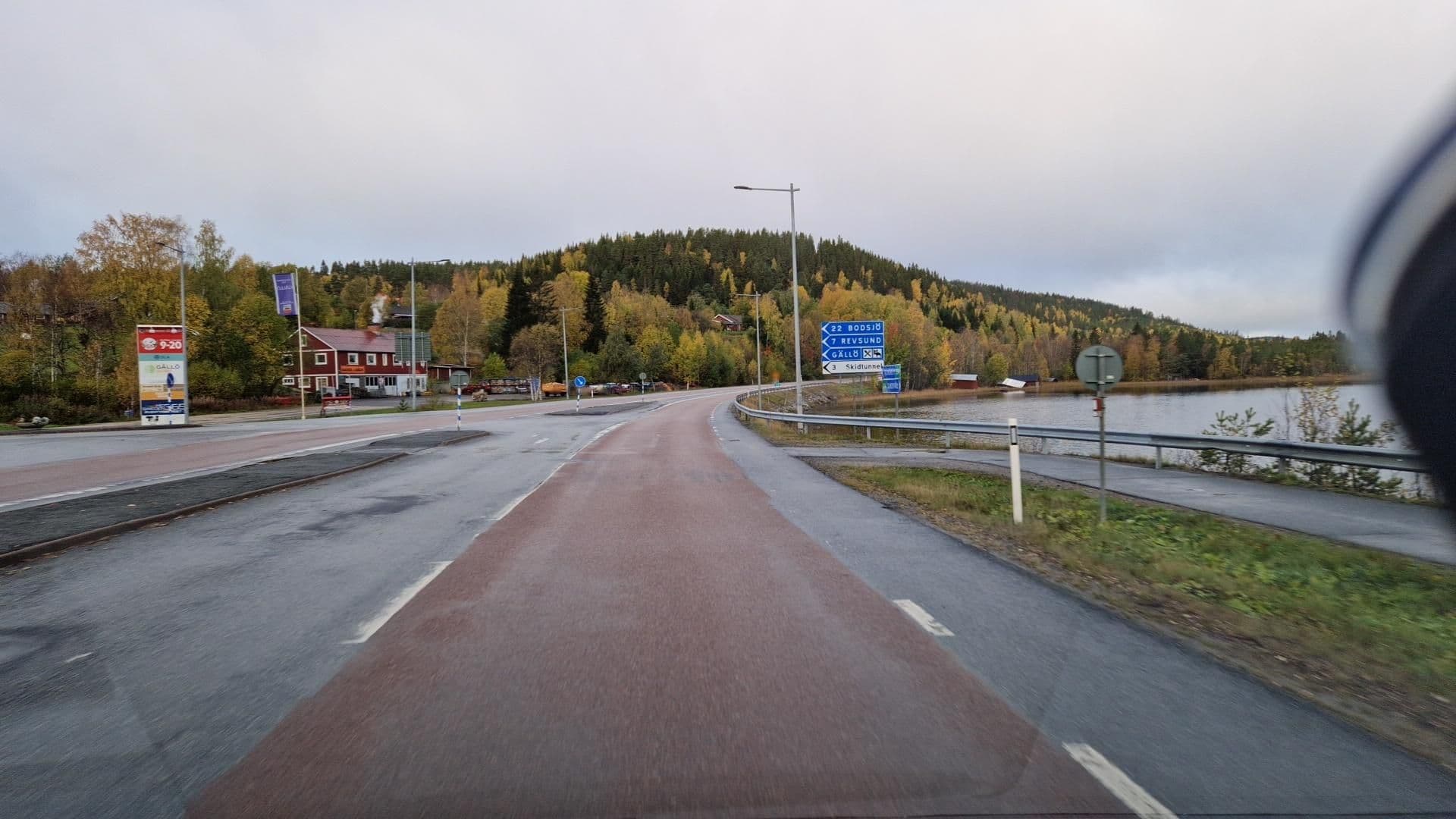 Street view near Gällö Camping, Bräcke — © roadroid (CC BY-SA · Mapillary)