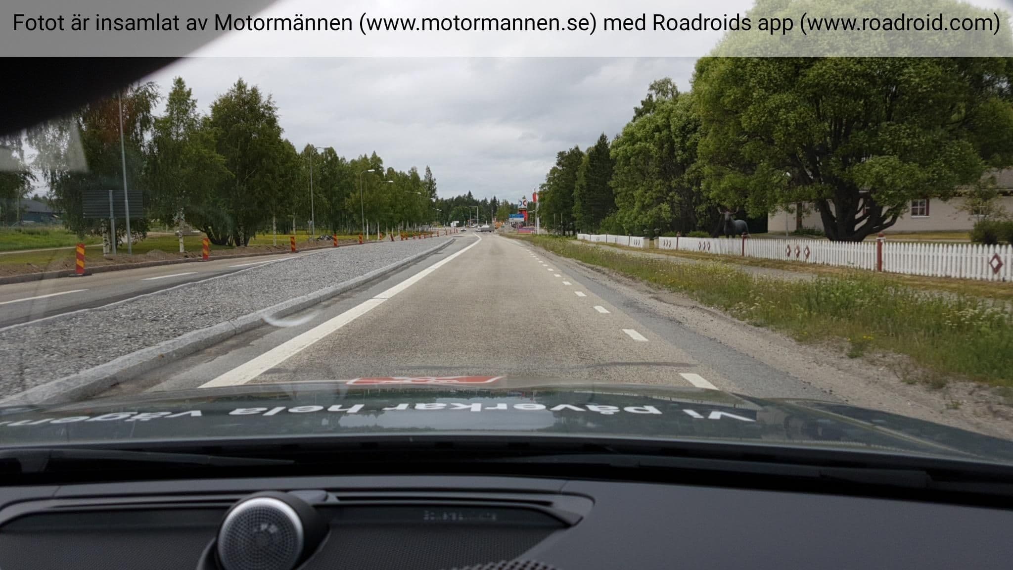 Street view near Jämtkrogen Hotell och Restaurang, Bräcke — © roadroid (CC BY-SA · Mapillary)