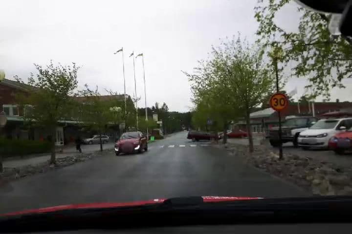 Street view near Hotell Styrbjörn, Brunflo — © roadroid (CC BY-SA · Mapillary)