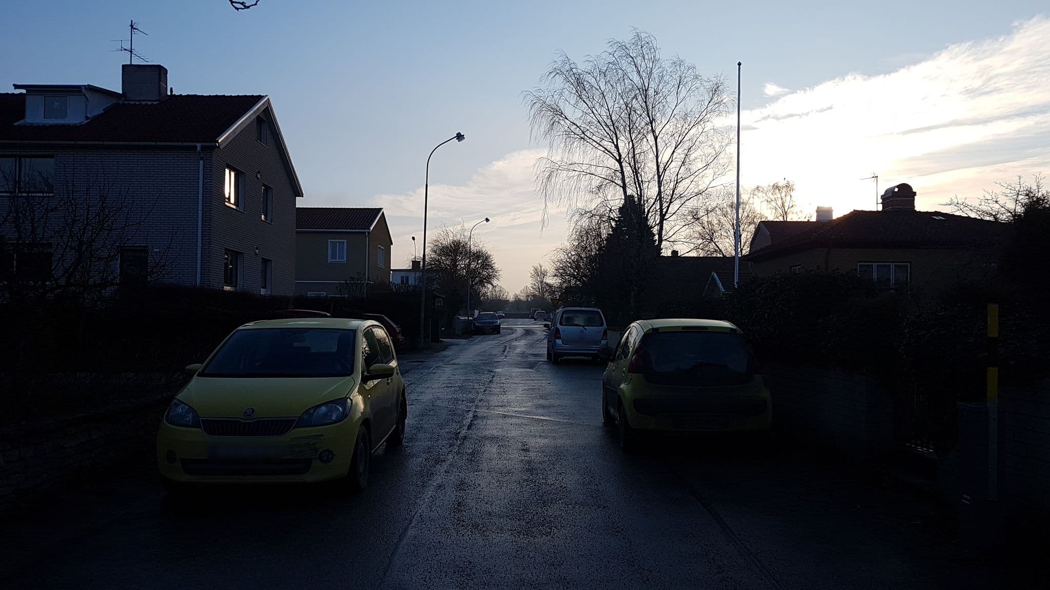Street view near Gästhus Löken, Visby — © ainali (CC BY-SA · Mapillary)