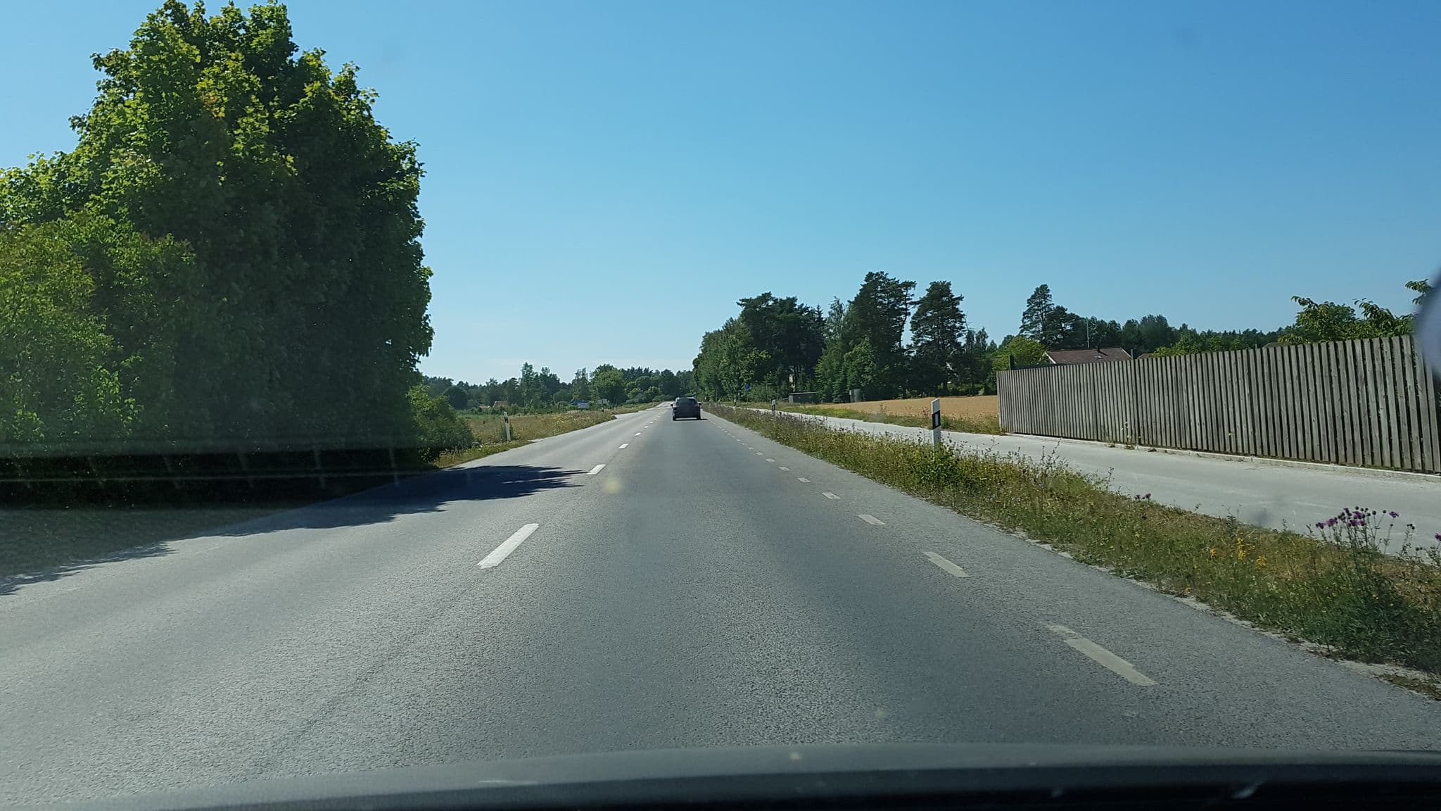 Street view near Vandrarhem o Lägenhetshotell Västerhejde Restaurang, Vibble — © bjornb (CC BY-SA · Mapillary)