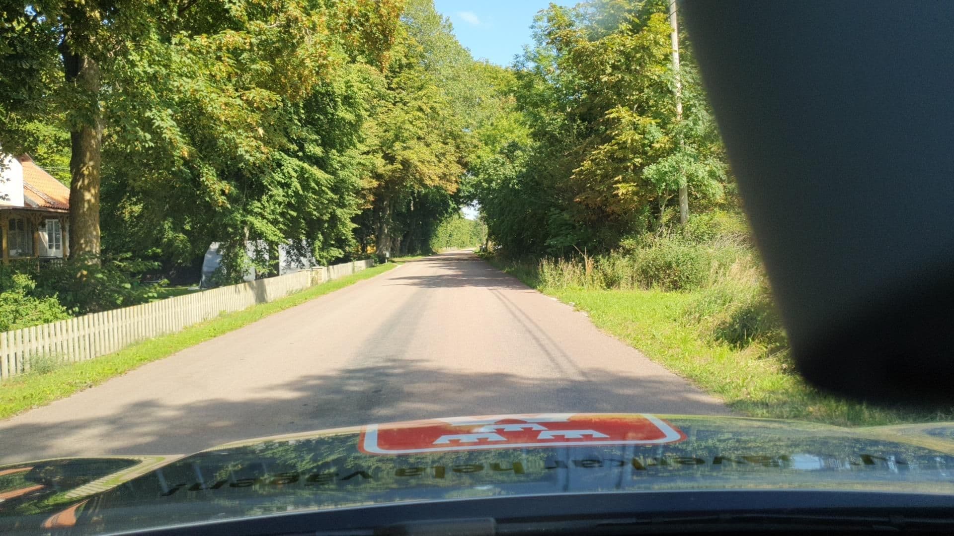 Street view near Ekegården, Hemse — © roadroid (CC BY-SA · Mapillary)
