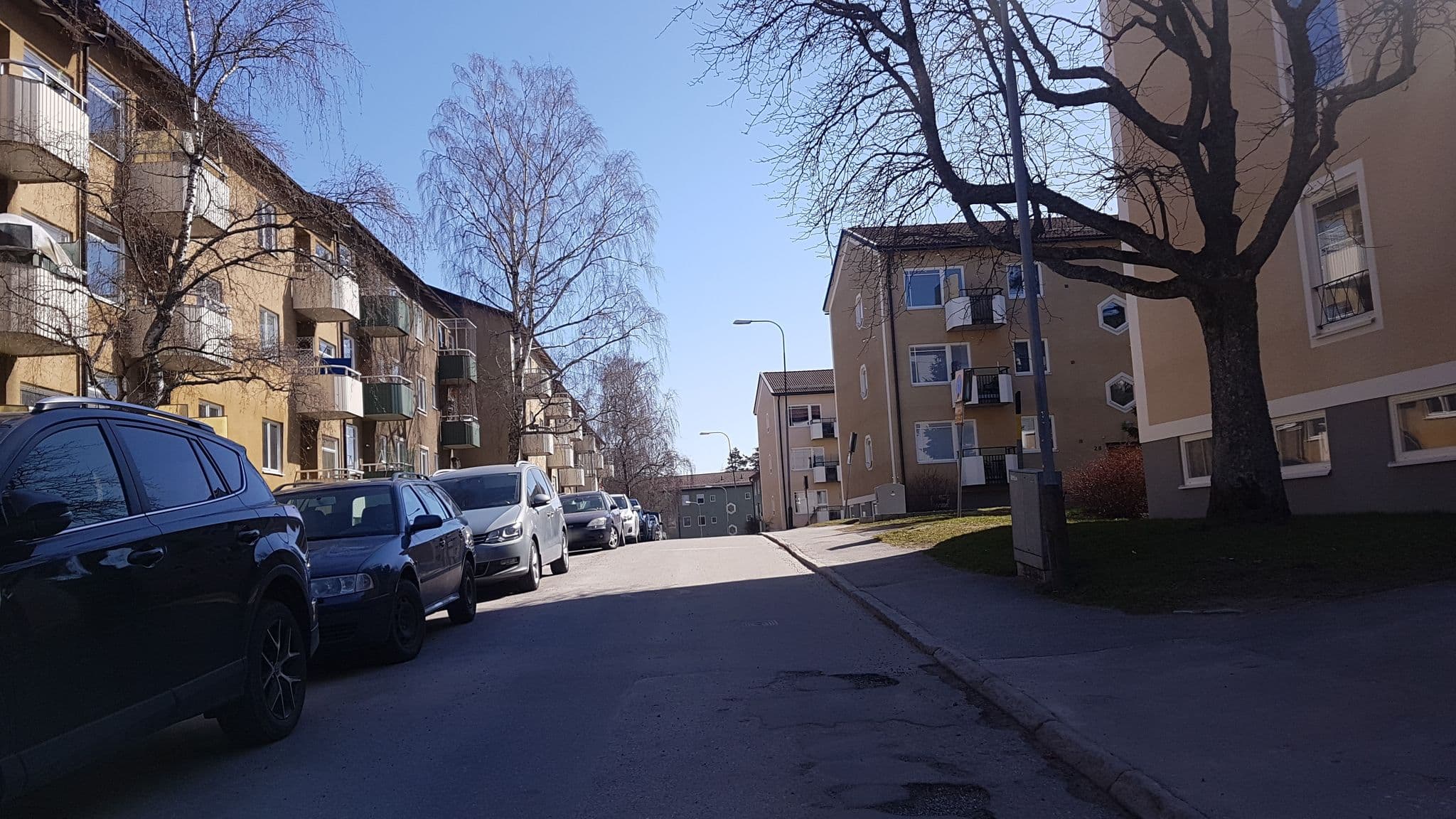 Street view near Traveletto, Årsta — © haxpett (CC BY-SA · Mapillary)