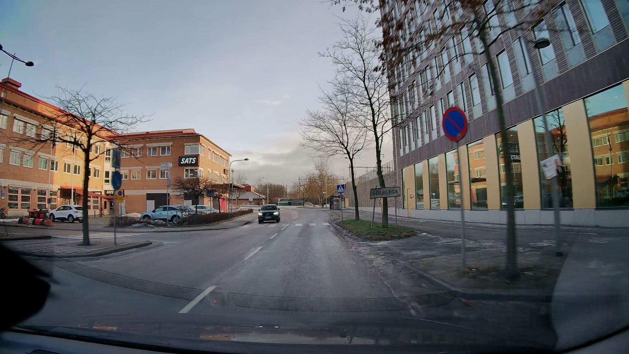 Street view near Connect Hotel Älvsjö, Årsta — © bruno360 (CC BY-SA · Mapillary)