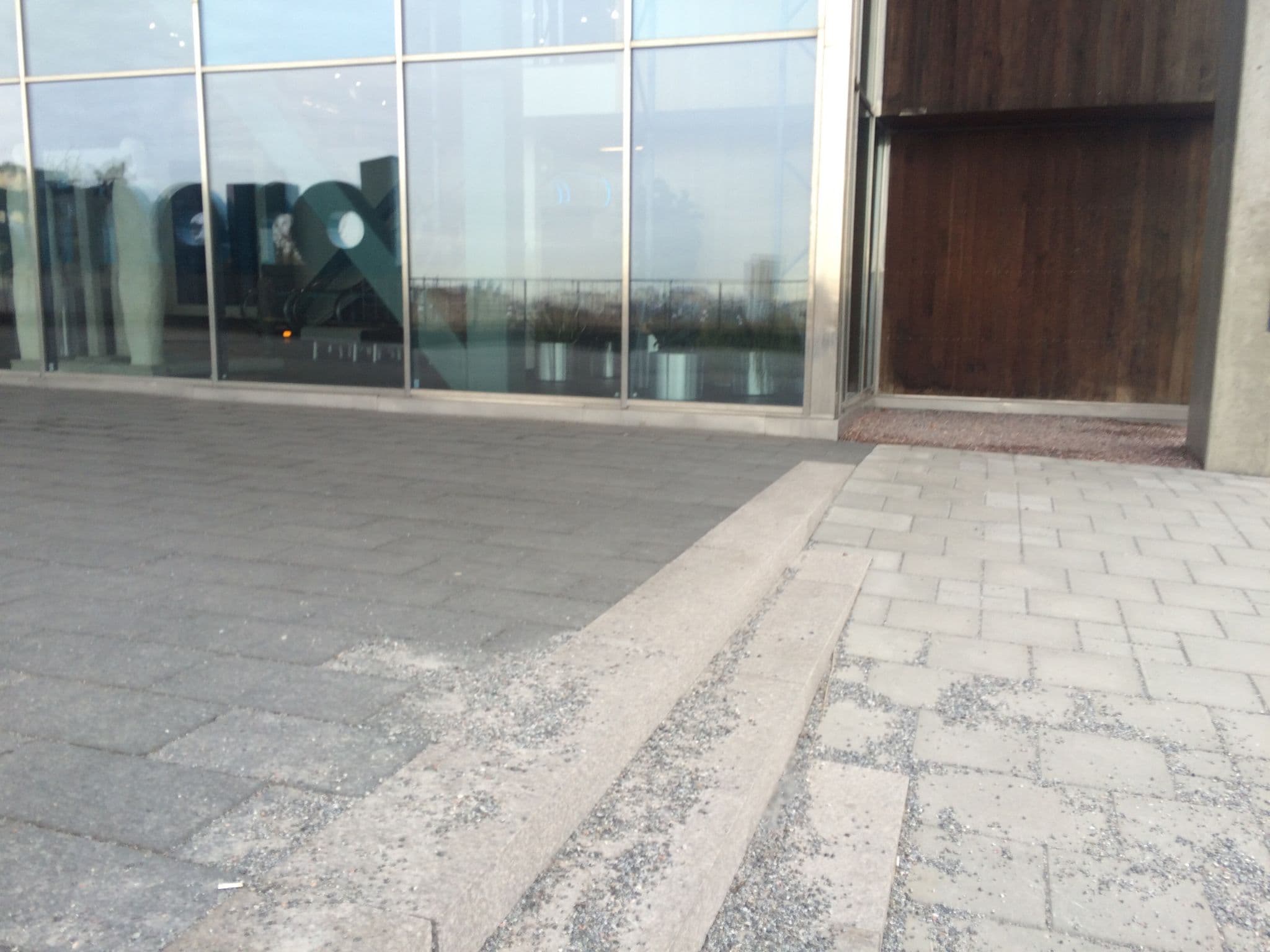 Street view near Personalstiftelsen Posten Fritid, Solna — © perot73 (CC BY-SA · Mapillary)
