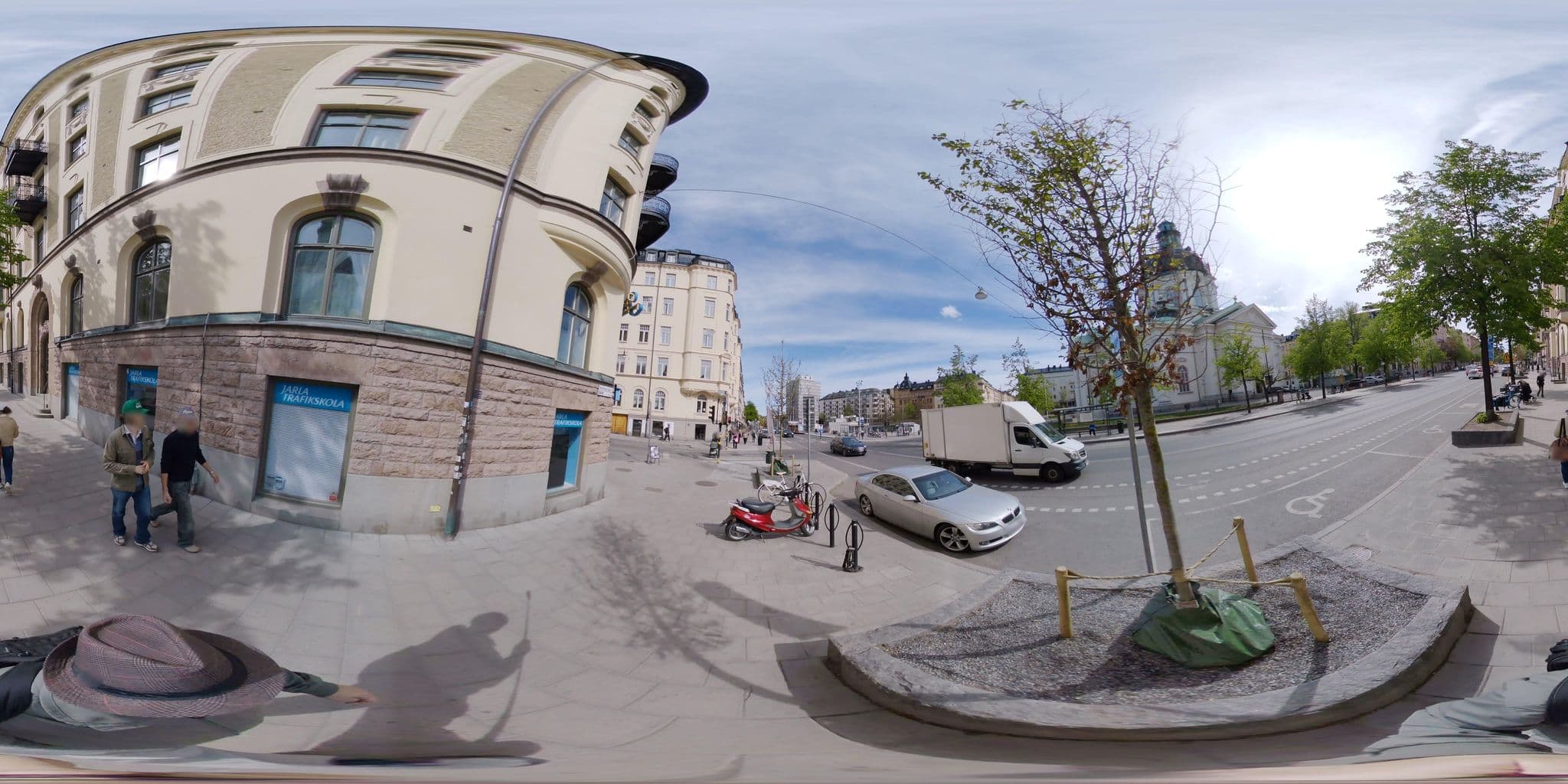 Street view near Extens Investment, Vasastaden — © bruno360 (CC BY-SA · Mapillary)