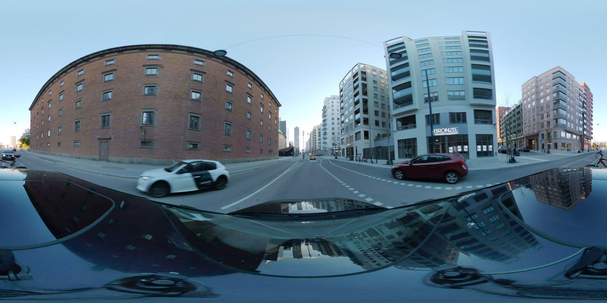 Street view near bored and tired, Vasastaden — © bruno360 (CC BY-SA · Mapillary)