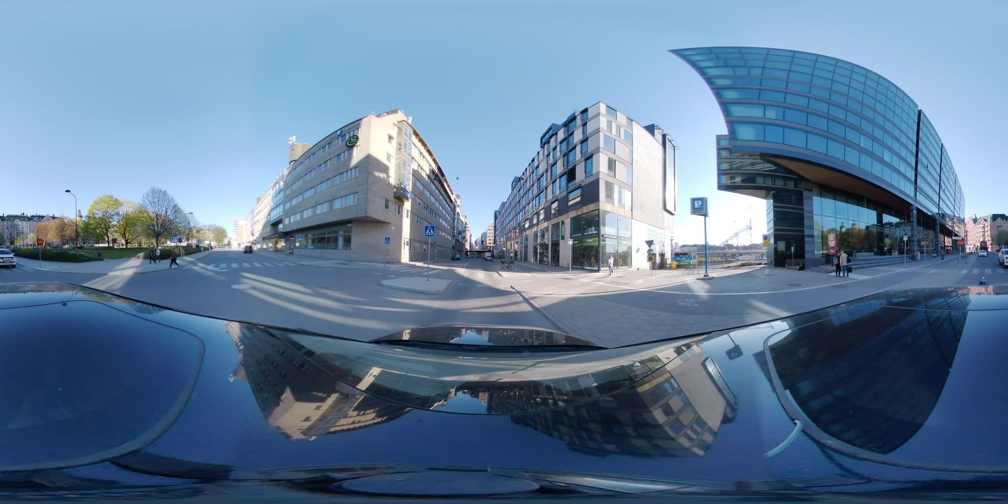 Street view near Aquavit Grill & Raw Bar, Kungsholmen — © bruno360 (CC BY-SA · Mapillary)