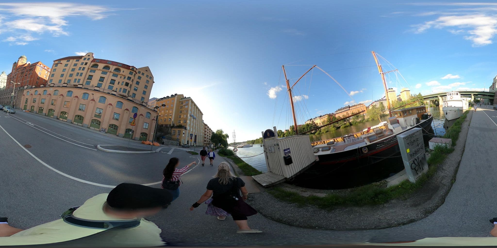 Street view near M/S Monika Hotel, Kungsholmen — © graharg (CC BY-SA · Mapillary)