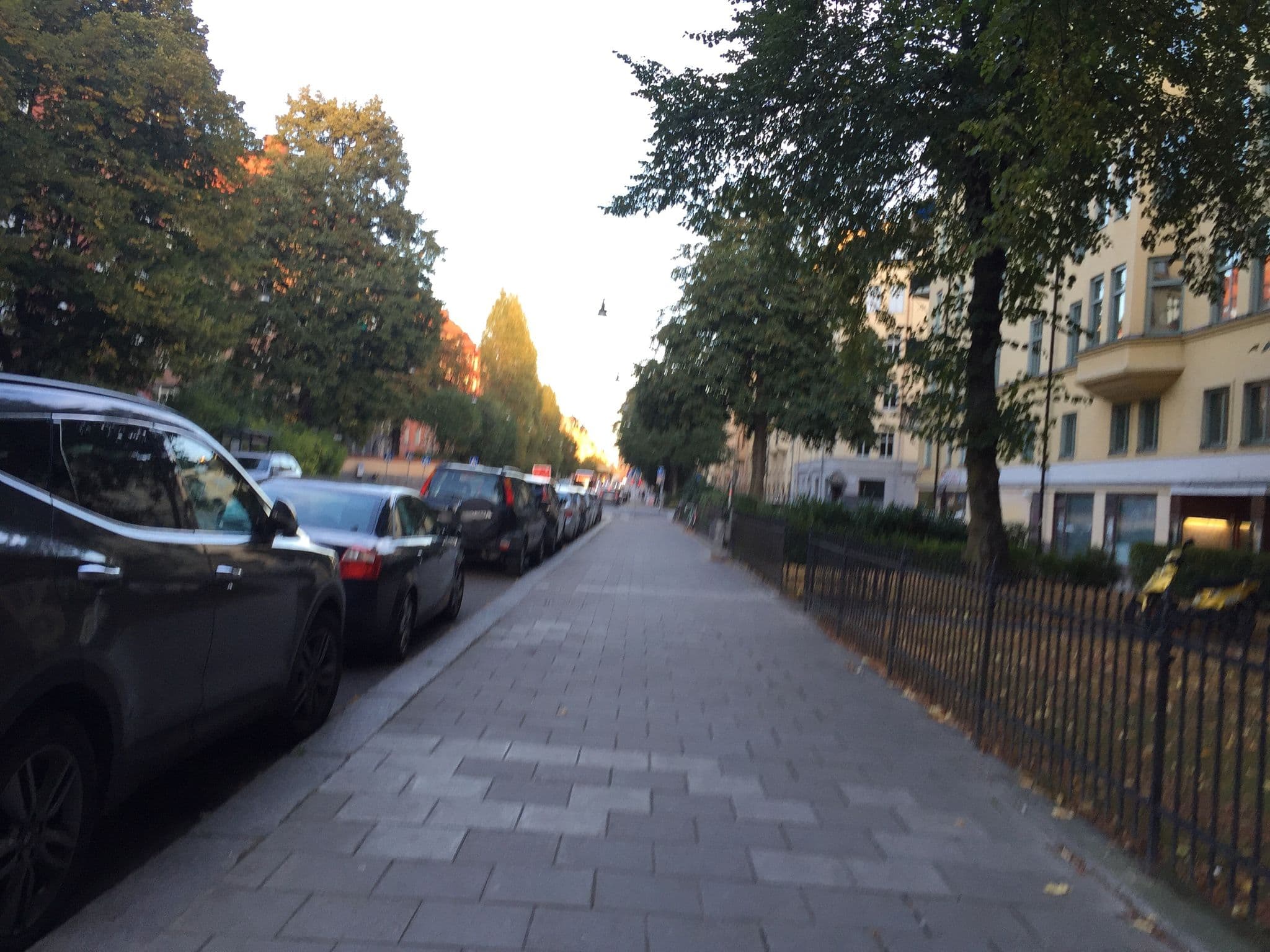 Street view near Konferens, Vasastaden — © ebbaulrika (CC BY-SA · Mapillary)