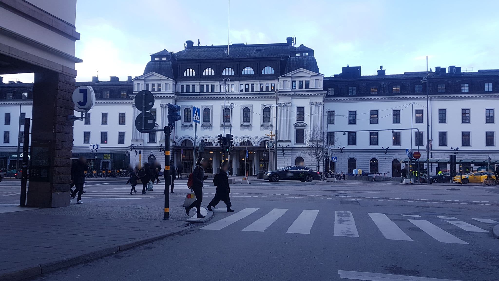Street view near Hotel Terminus, Stockholm — © haxpett (CC BY-SA · Mapillary)