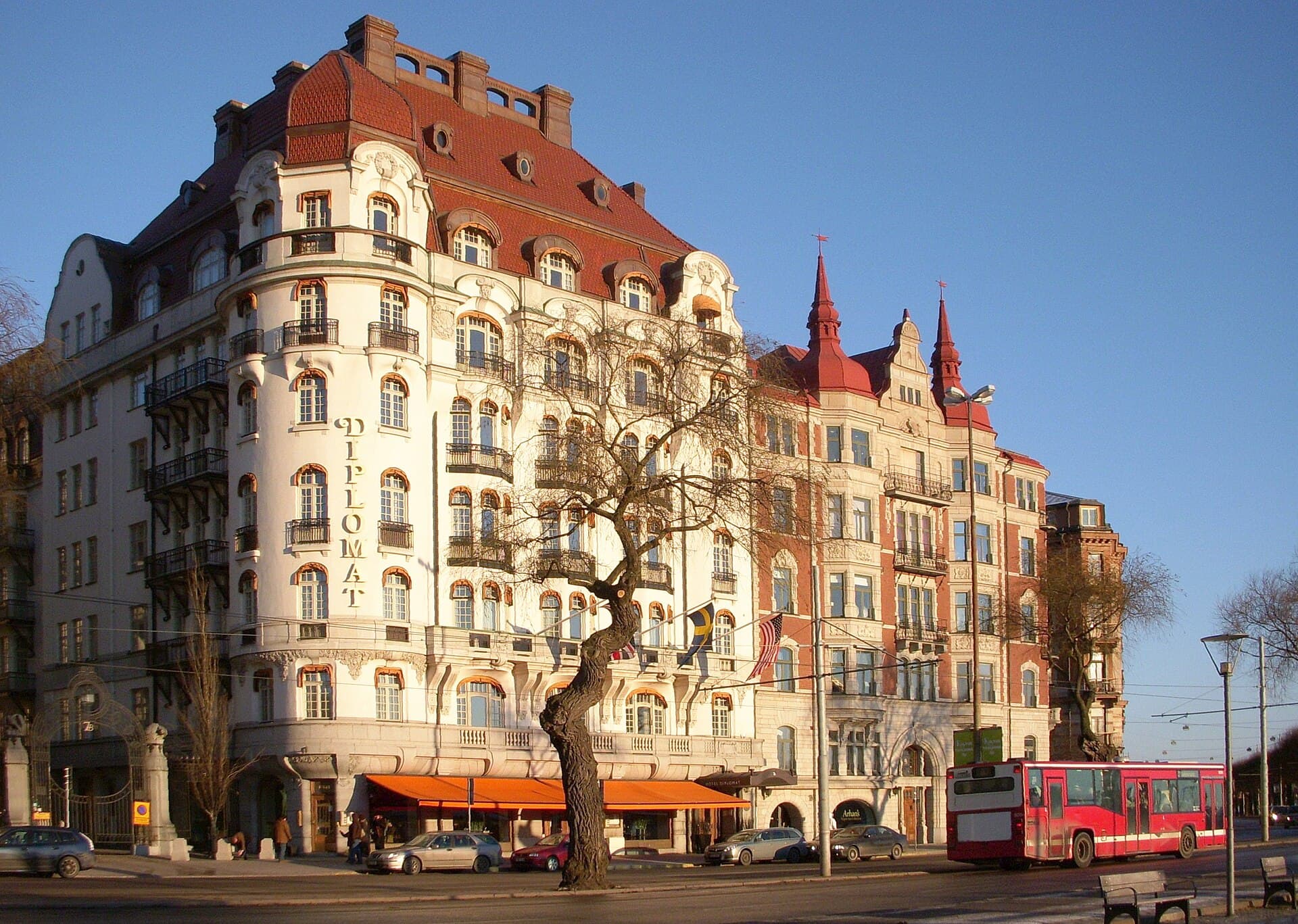 Hotel Diplomat Stockholm (via Wikimedia Commons, CC BY-SA 3.0)