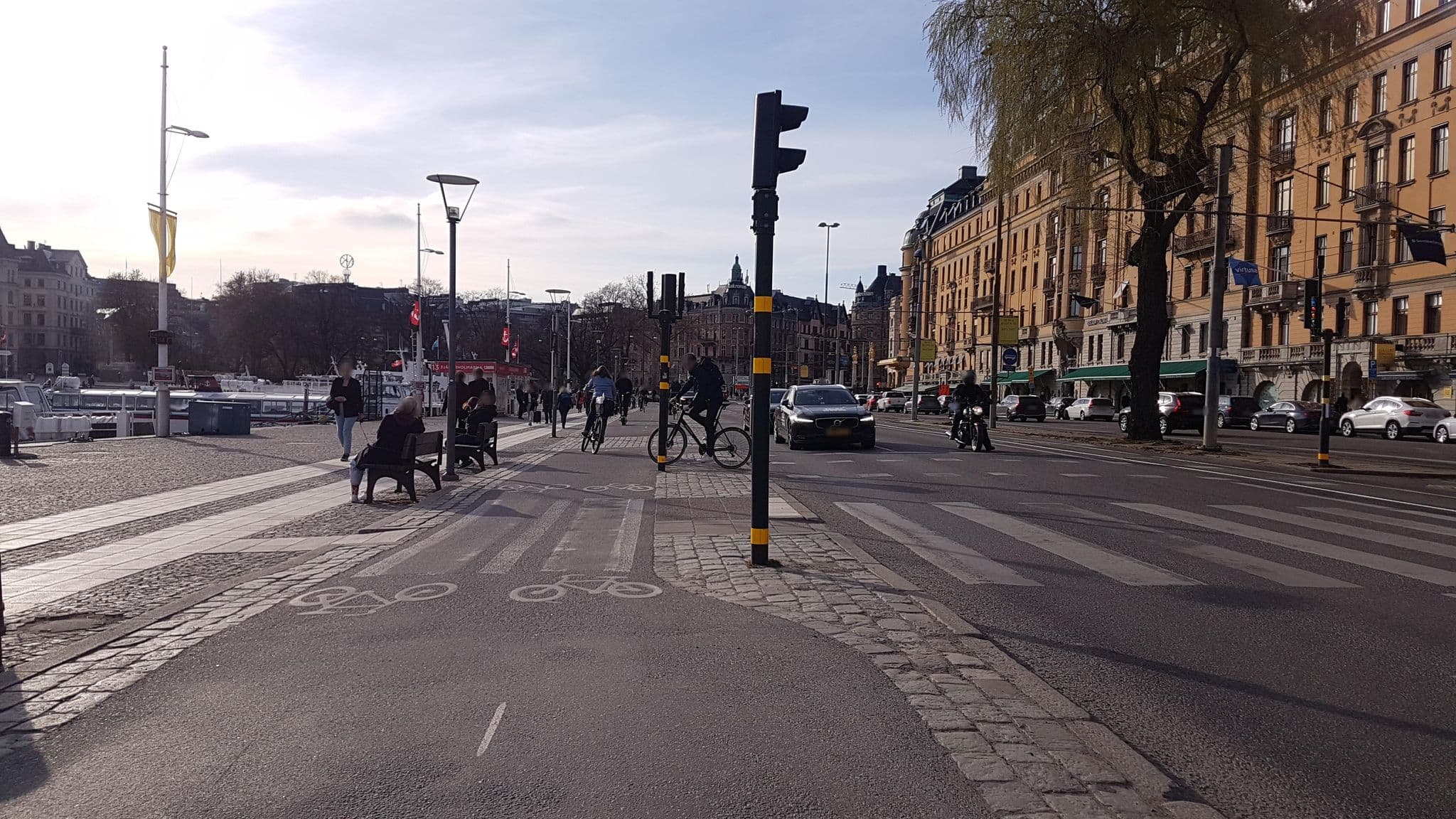 Street view near Redovisningsbyrån Effectiva, Stockholm — © haxpett (CC BY-SA · Mapillary)