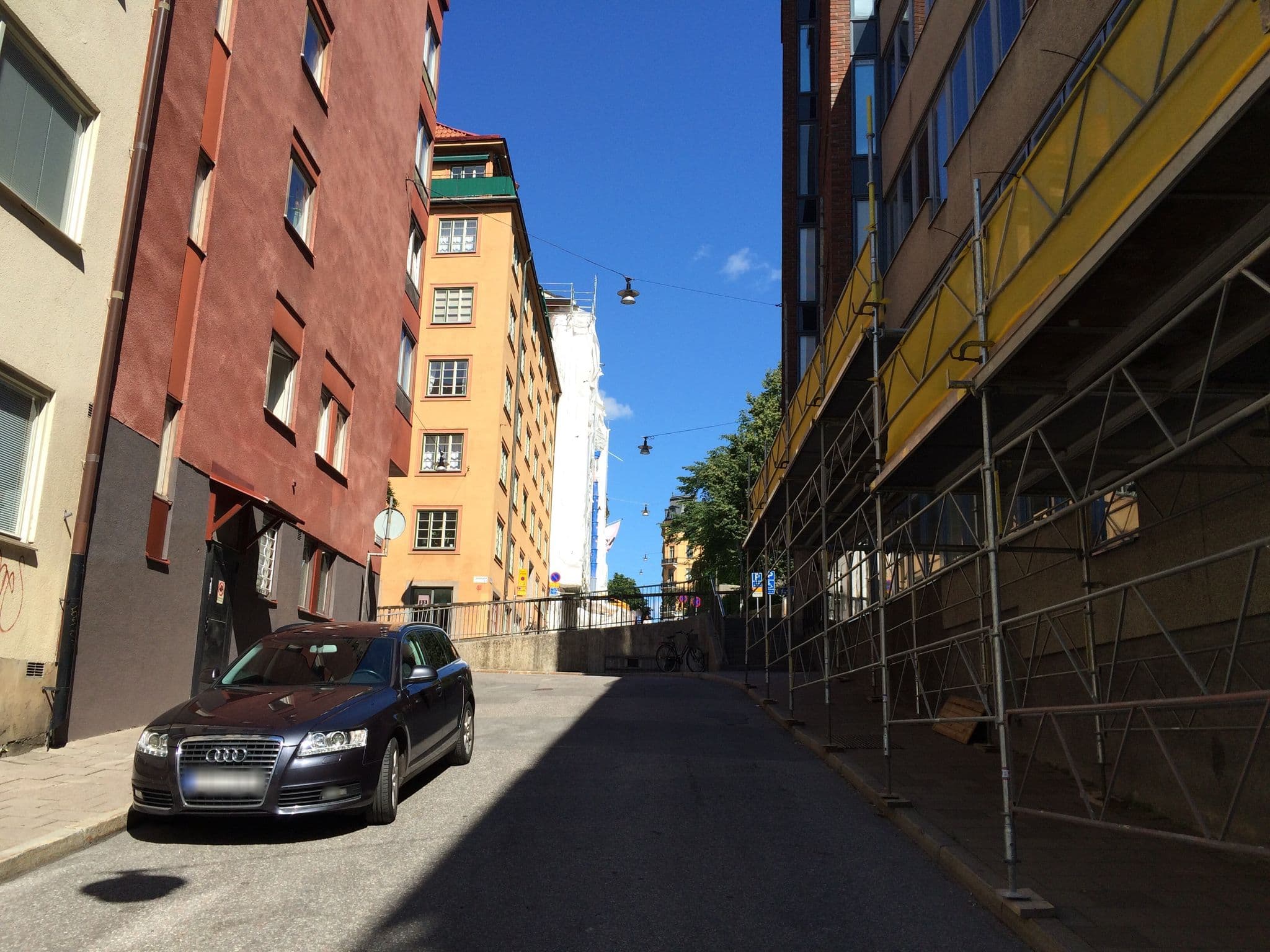 Street view near Sovrum 519, Stockholm — © andreas_p (CC BY-SA · Mapillary)