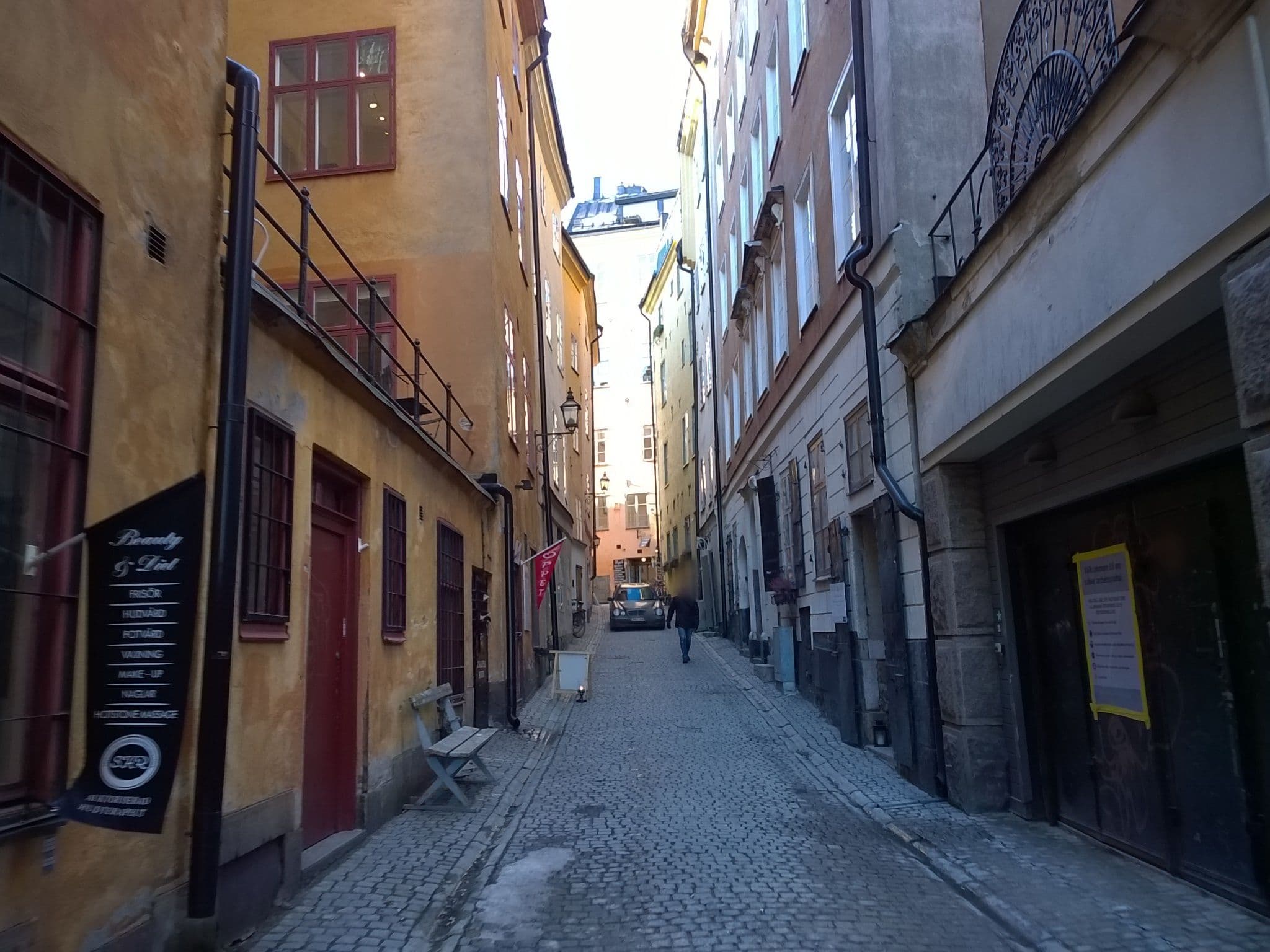 Street view near Hotell & Restaurangprojektering Rolf Löfvenberg, Gamla Stan — © traveller (CC BY-SA · Mapillary)