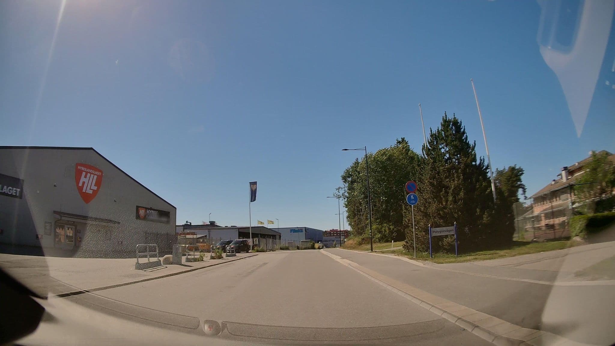 Street view near MJ's, Täby — © bruno360 (CC BY-SA · Mapillary)