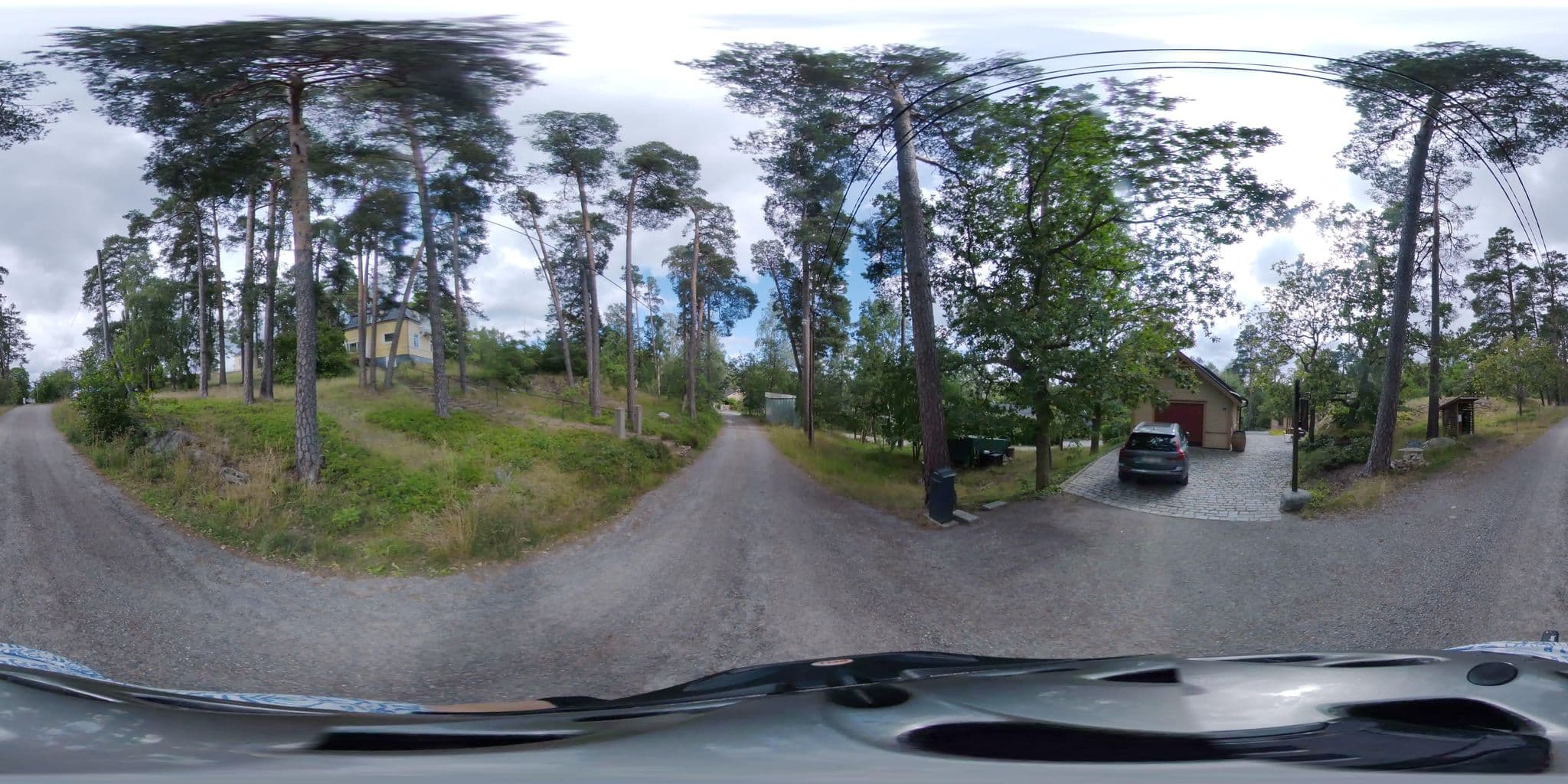 Street view near Ewald, Karin, Kummelnäs — © bruno360 (CC BY-SA · Mapillary)