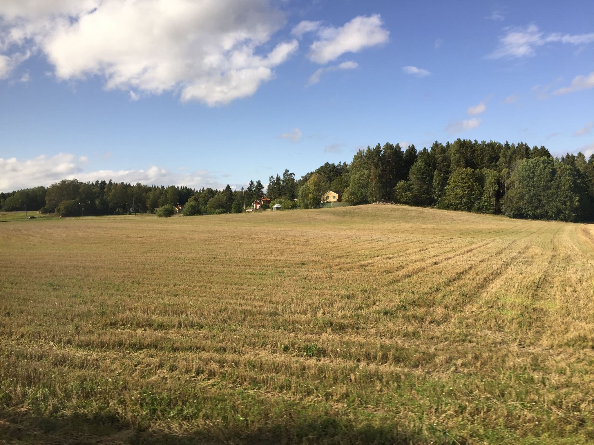 Street view near Wik Bed & Breakfast, Älmsta — © valteris (CC BY-SA · Mapillary)