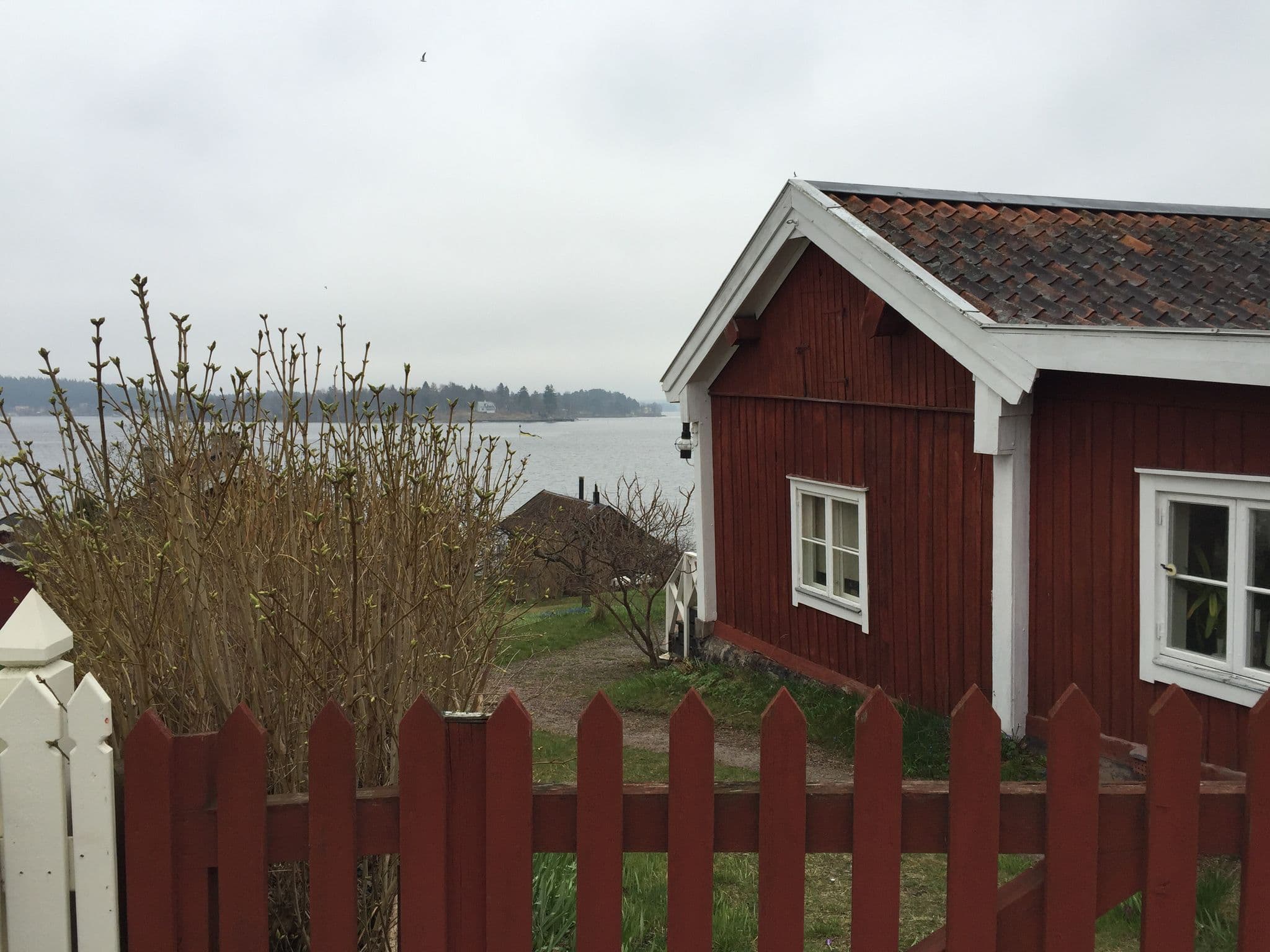 Street view near Bed & Breakfast Villa Paradis, Vaxholm — © valteris (CC BY-SA · Mapillary)