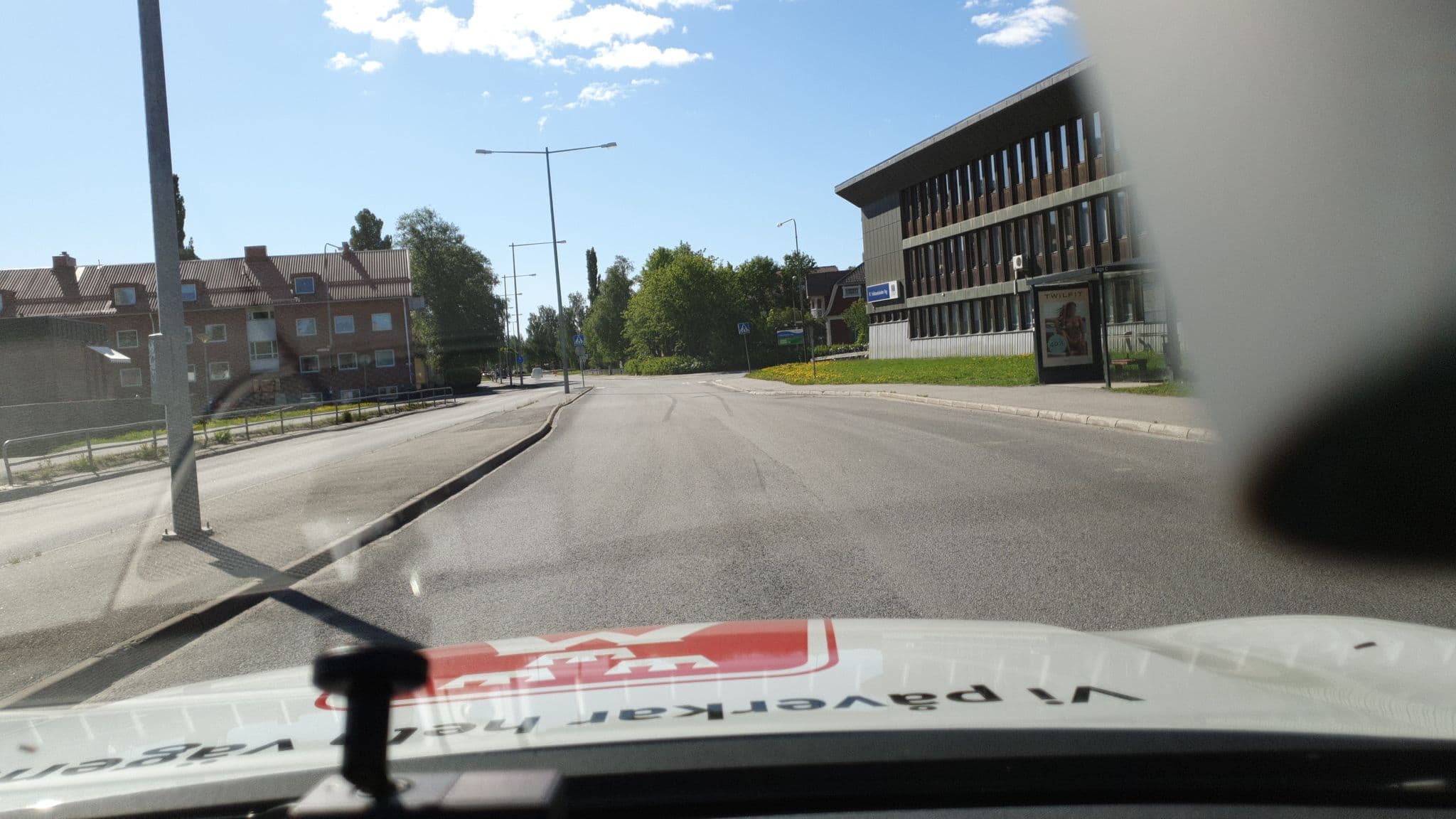 Street view near Logi Masen Teg, Umeå — © roadroid (CC BY-SA · Mapillary)