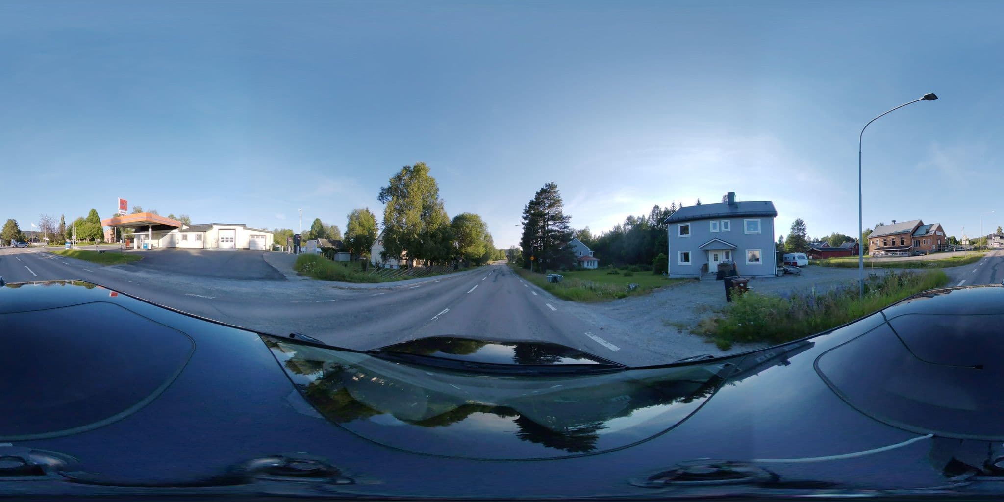 Street view near Björnforsen Turist- & Konferenshotell, Bredbyn — © bruno360 (CC BY-SA · Mapillary)