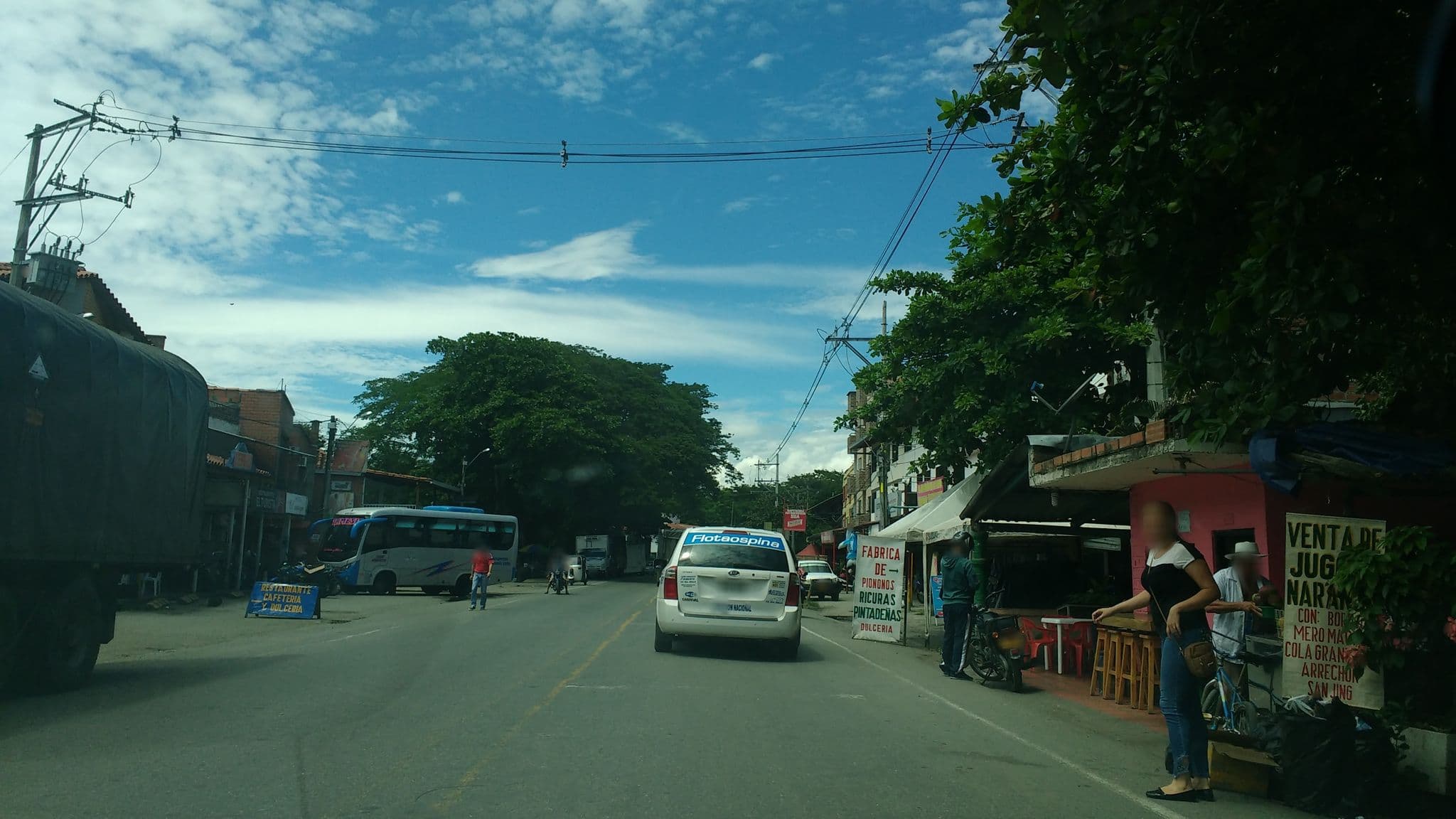 Street view near Hotel El Amigo, La Pintada — © kleper (CC BY-SA · Mapillary)