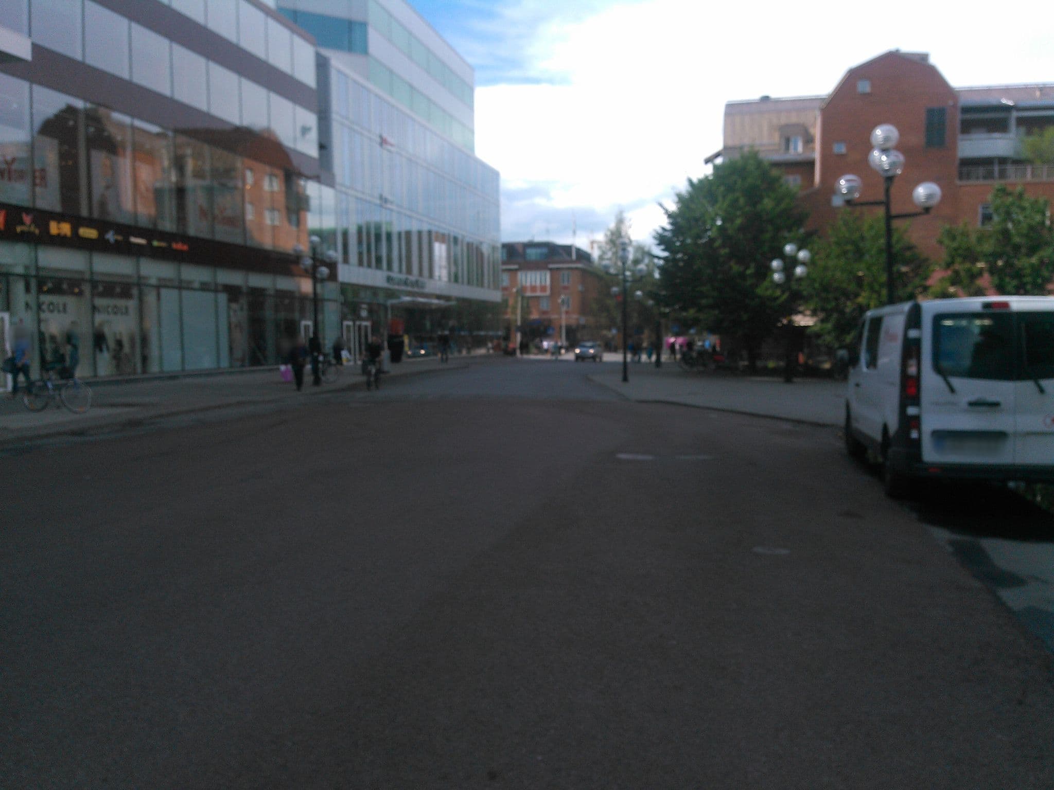 Street view near Sverigeråd, Umeå — © mmn (CC BY-SA · Mapillary)