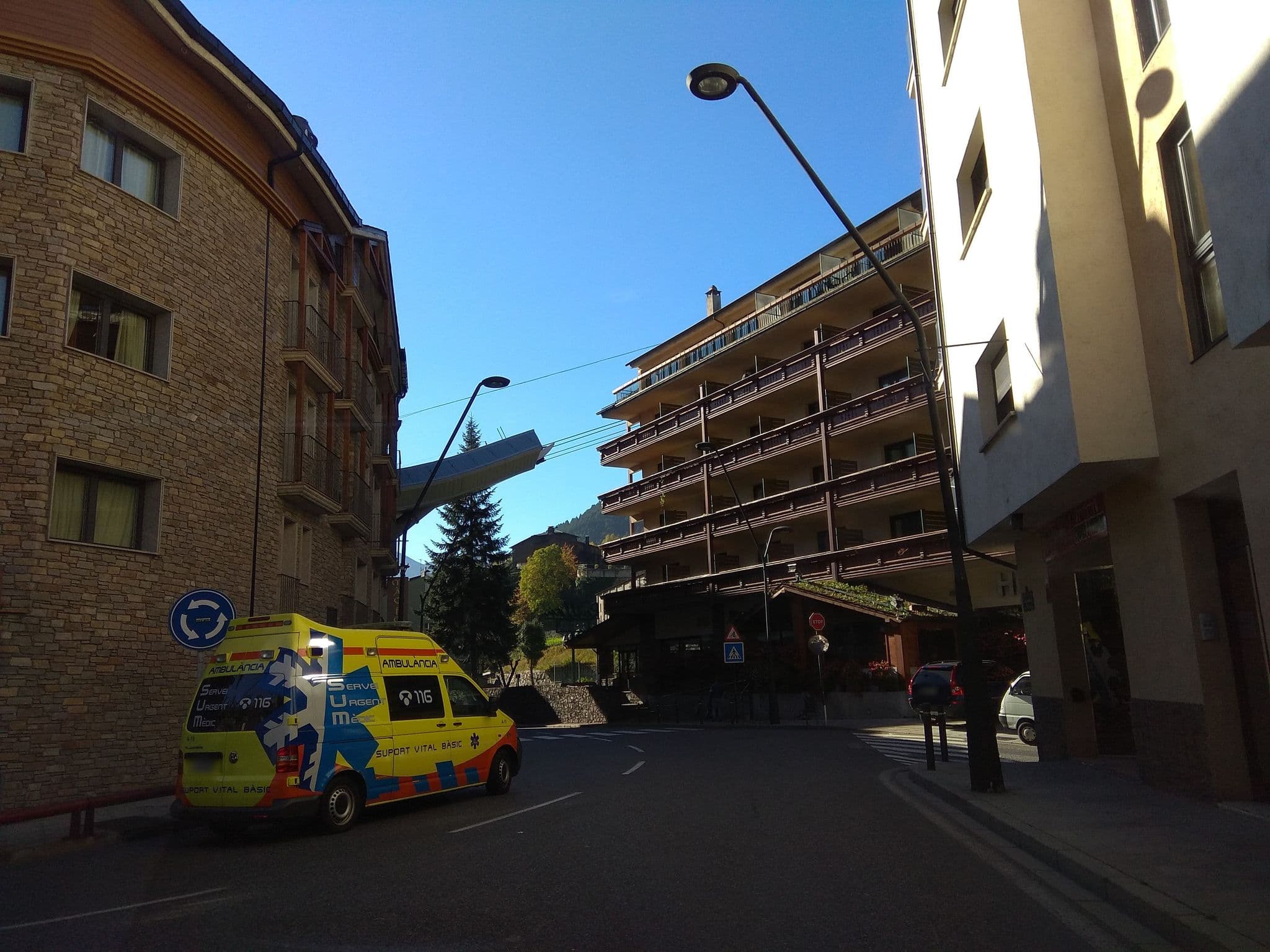 Street view near Hotel Magic Ski, la Massana — © egofer (CC BY-SA · Mapillary)
