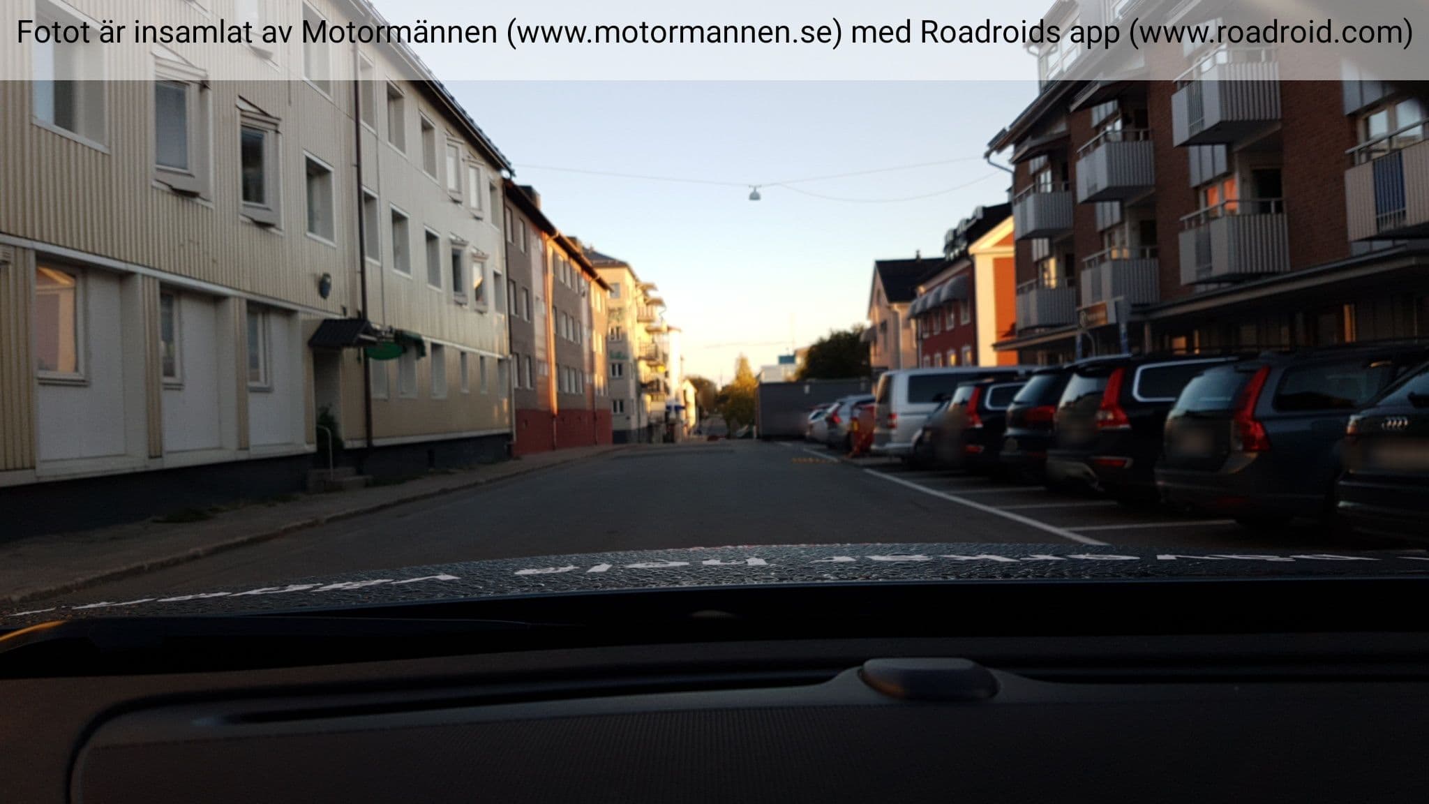 Street view near Hotell Aveny, Luleå — © roadroid (CC BY-SA · Mapillary)