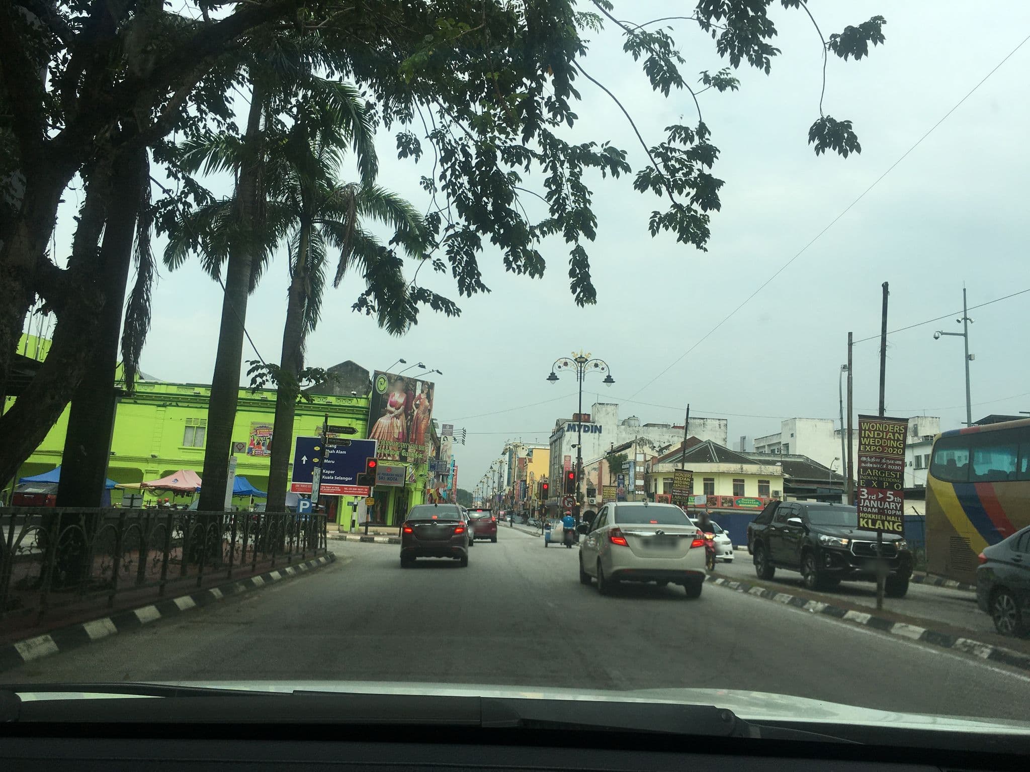 Street view near LAX Boutique Hotel, Klang — © farid93 (CC BY-SA · Mapillary)