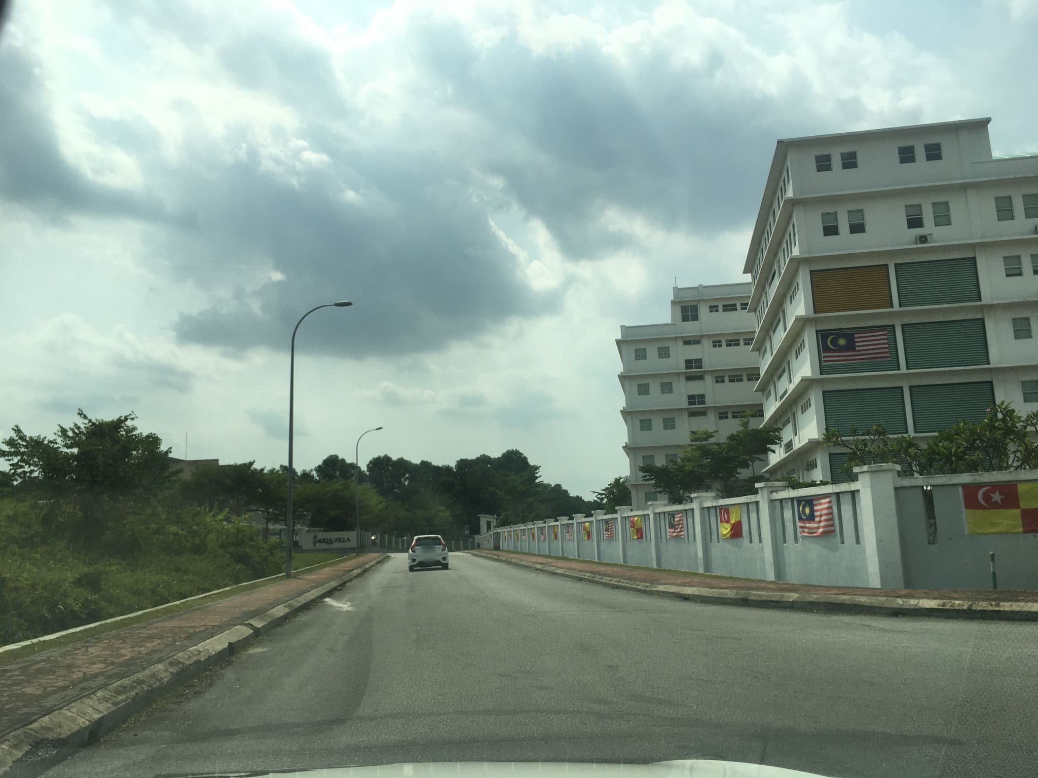 Street view near Rumah Urut Kak Tipah, Setia Alam — © farid93 (CC BY-SA · Mapillary)