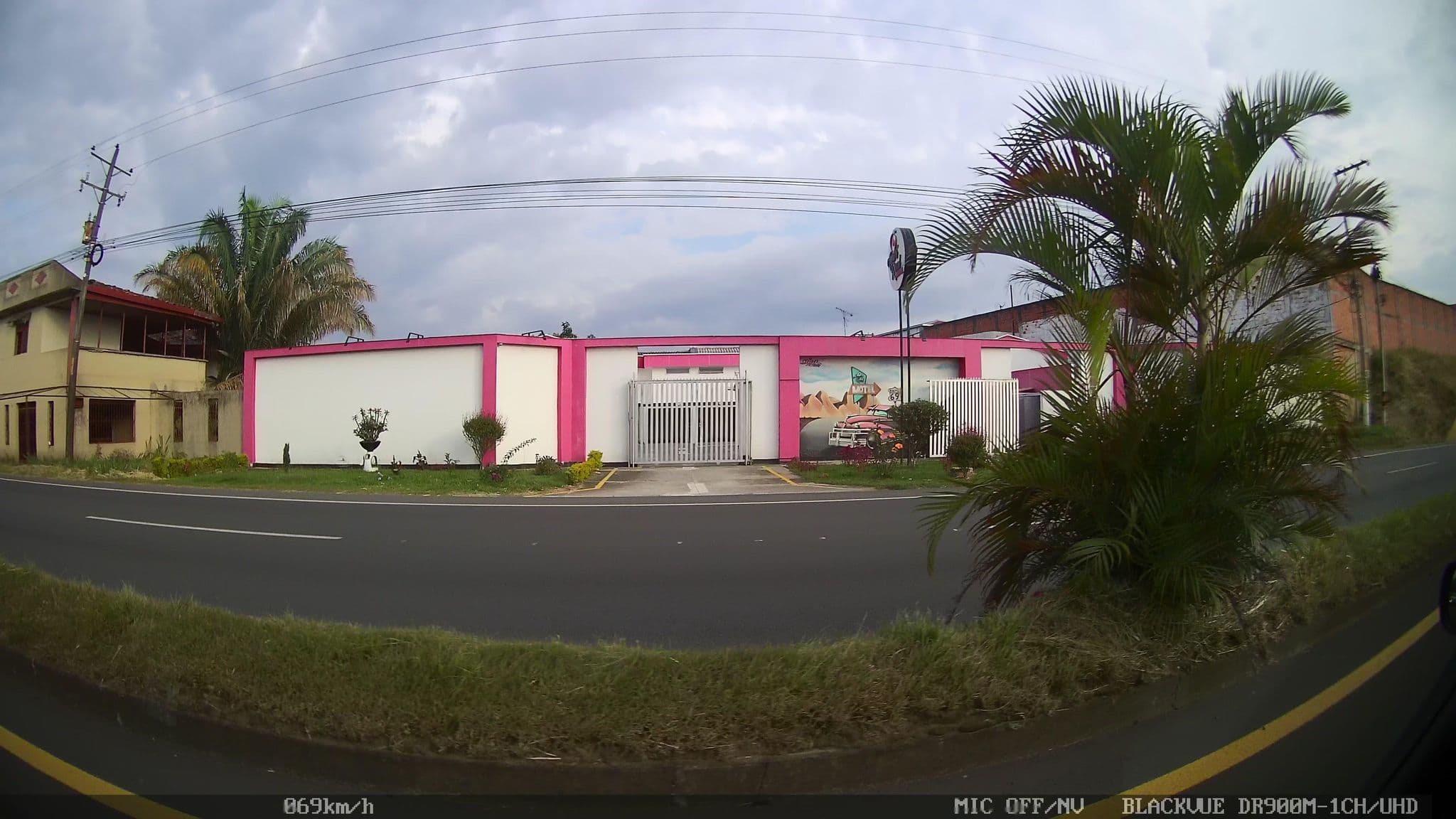 Street view near Motel Palacio Real, Cartago — © kaart_2 (CC BY-SA · Mapillary)