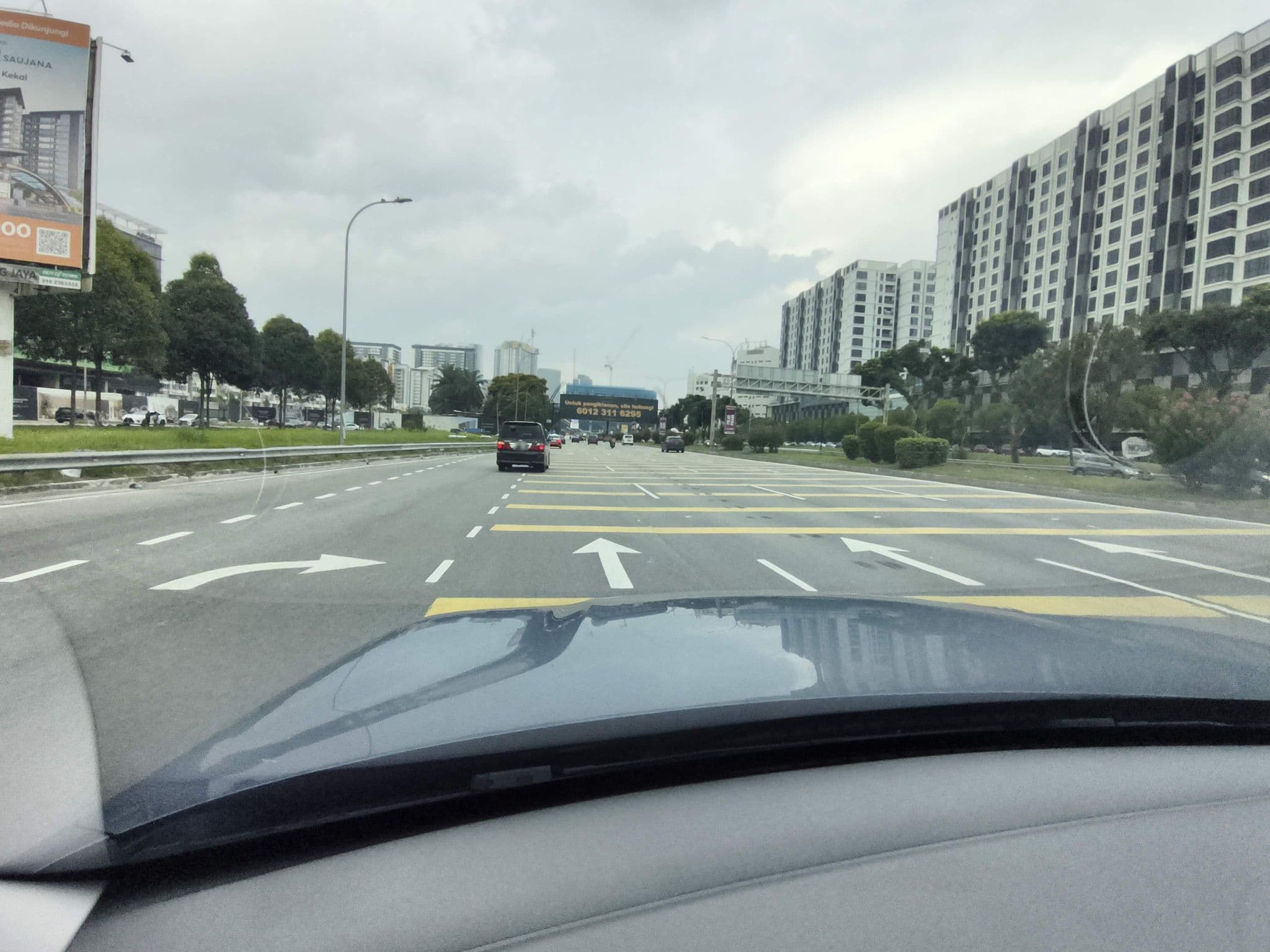 Street view near TheSaujana, Ara Damansara — © lin_wang (CC BY-SA · Mapillary)