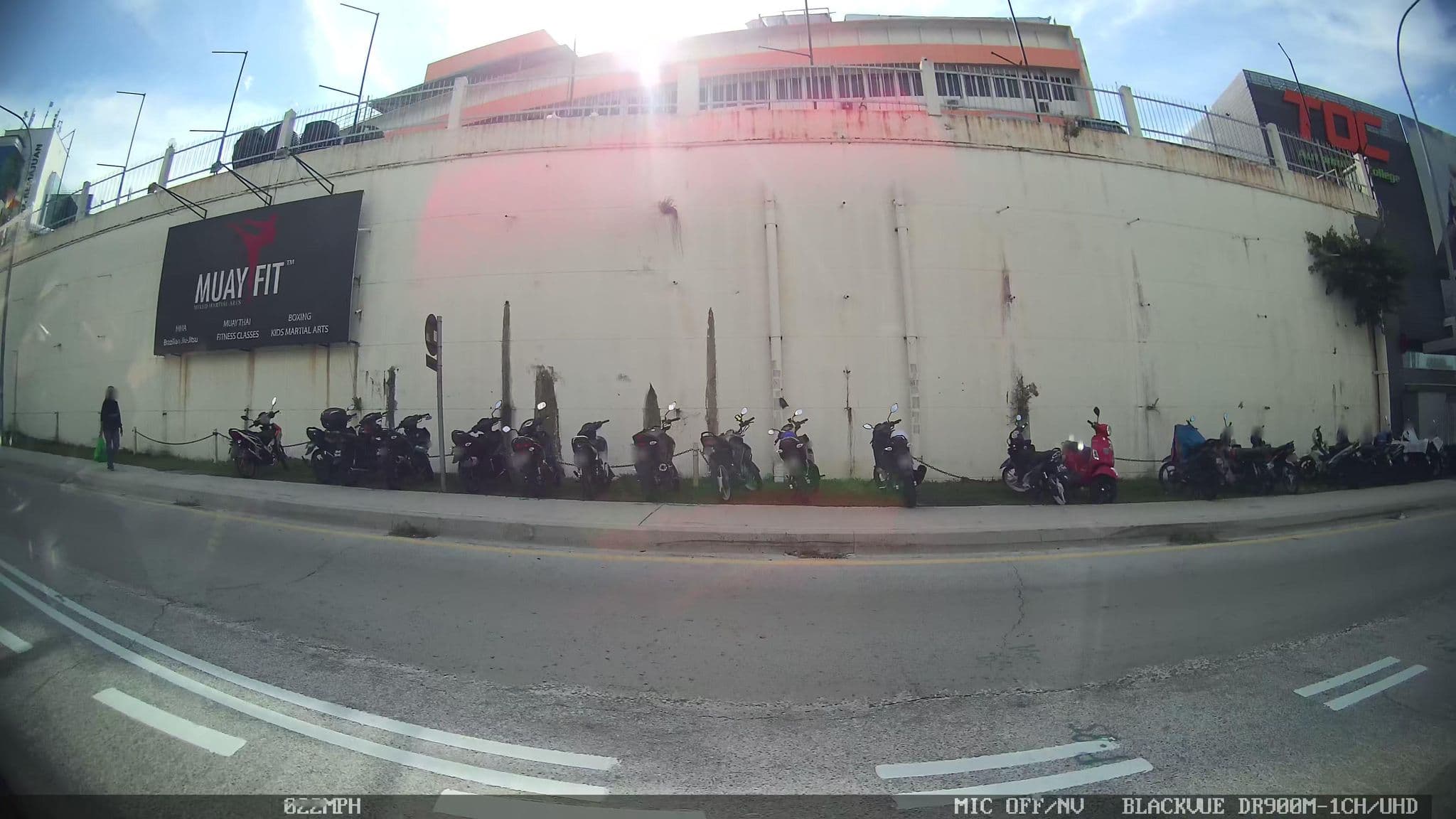 Street view near Level 17,Hilton hotel, SS2 — © kaart_1 (CC BY-SA · Mapillary)