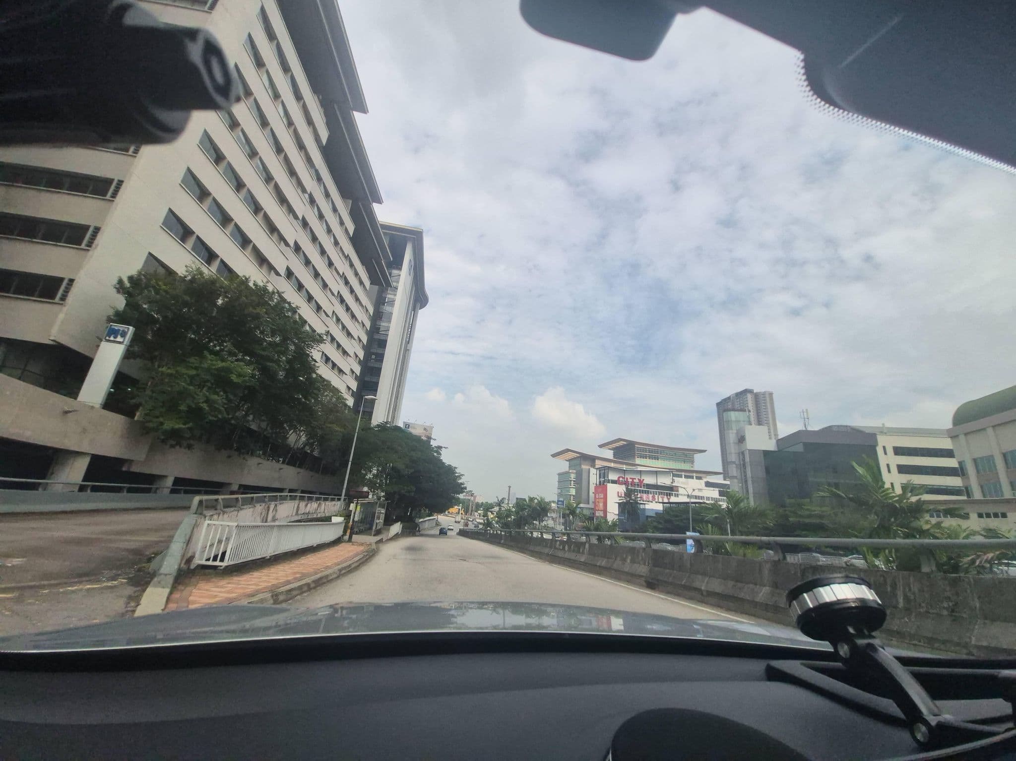 Street view near Hilton Hotel PJ, Level 3, SS2 — © lin_wang (CC BY-SA · Mapillary)