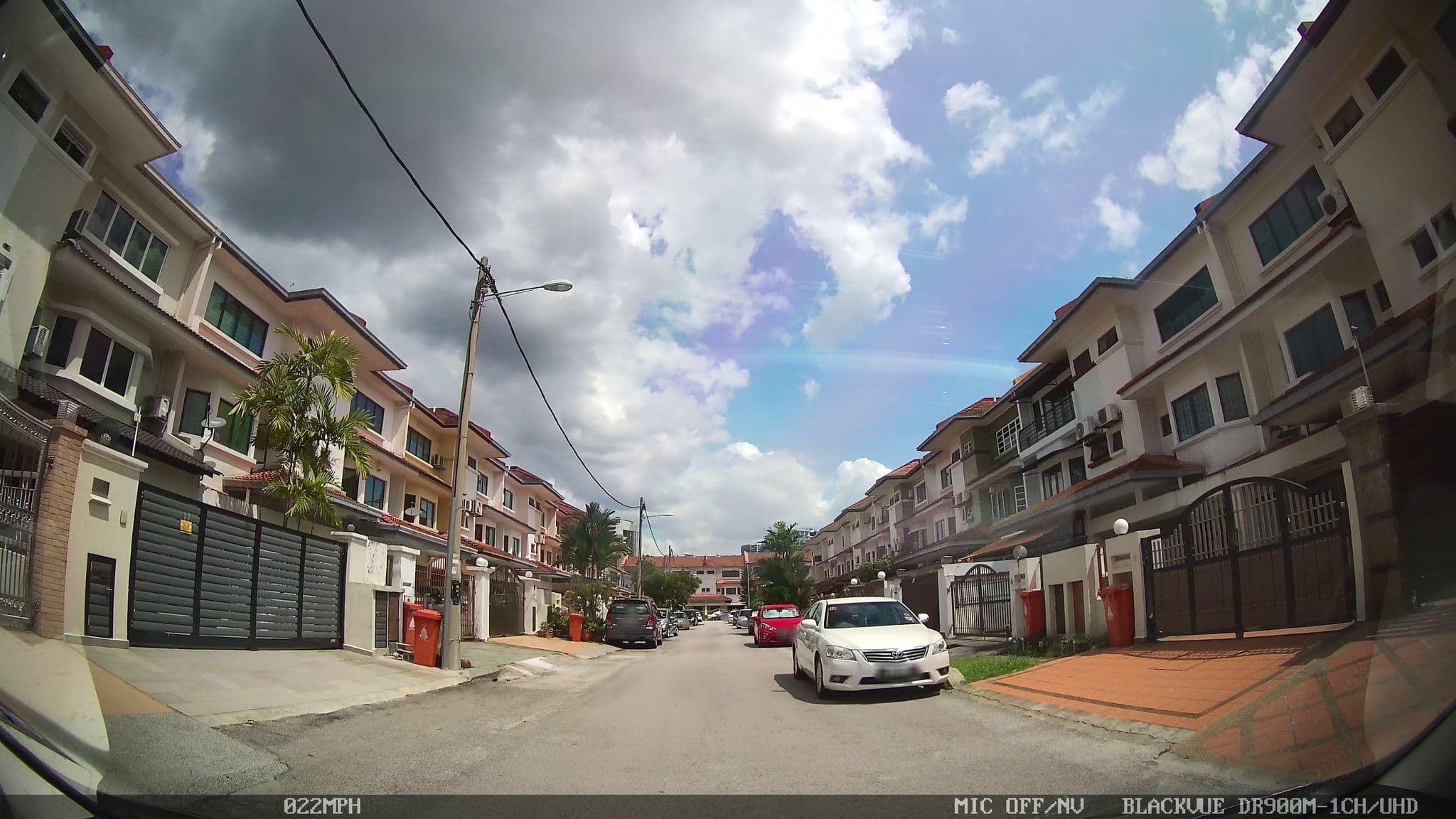 Street view near Lobby Royale Bintang, Bandar Utama — © kaart_1 (CC BY-SA · Mapillary)