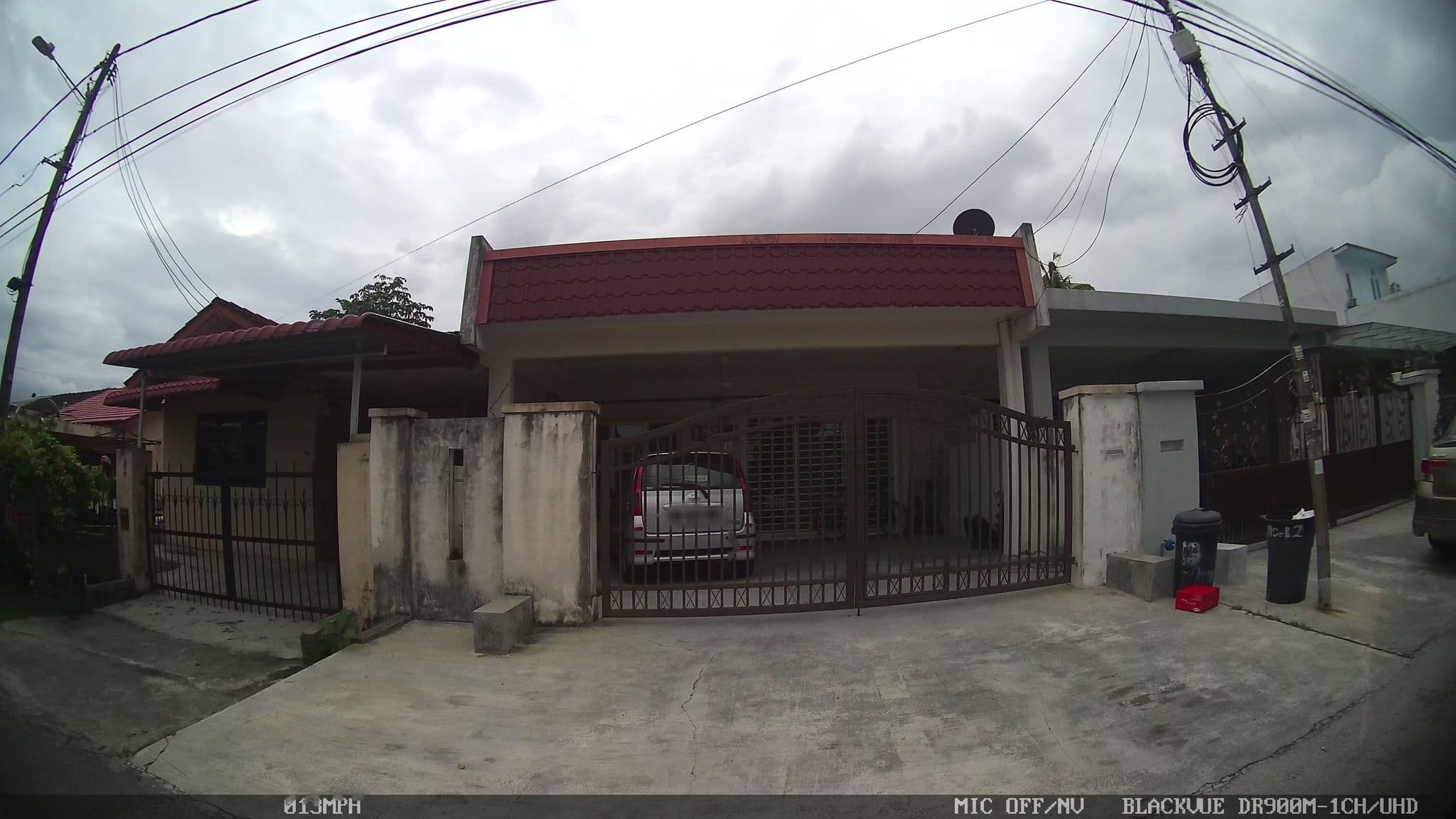 Street view near Tempat tidoku, Kepong — © kaart_4 (CC BY-SA · Mapillary)